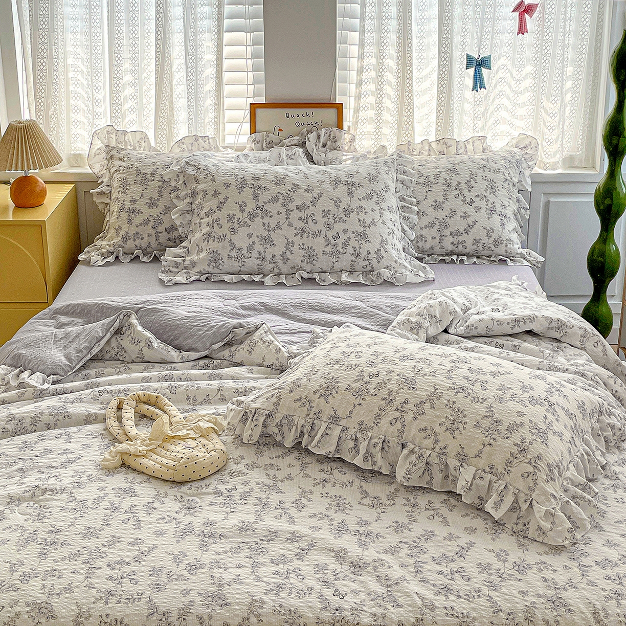 91家纺网 家纺一手货源 找家纺 蓝极人 2026新款泡芙棉花边夏被四件套 XB蝶迹