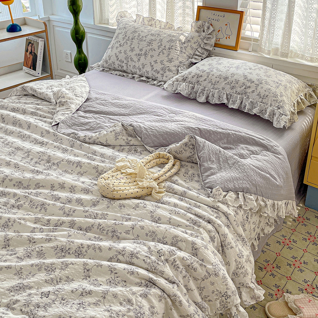 91家纺网 家纺一手货源 找家纺 蓝极人 2026新款泡芙棉花边夏被四件套 XB蝶迹