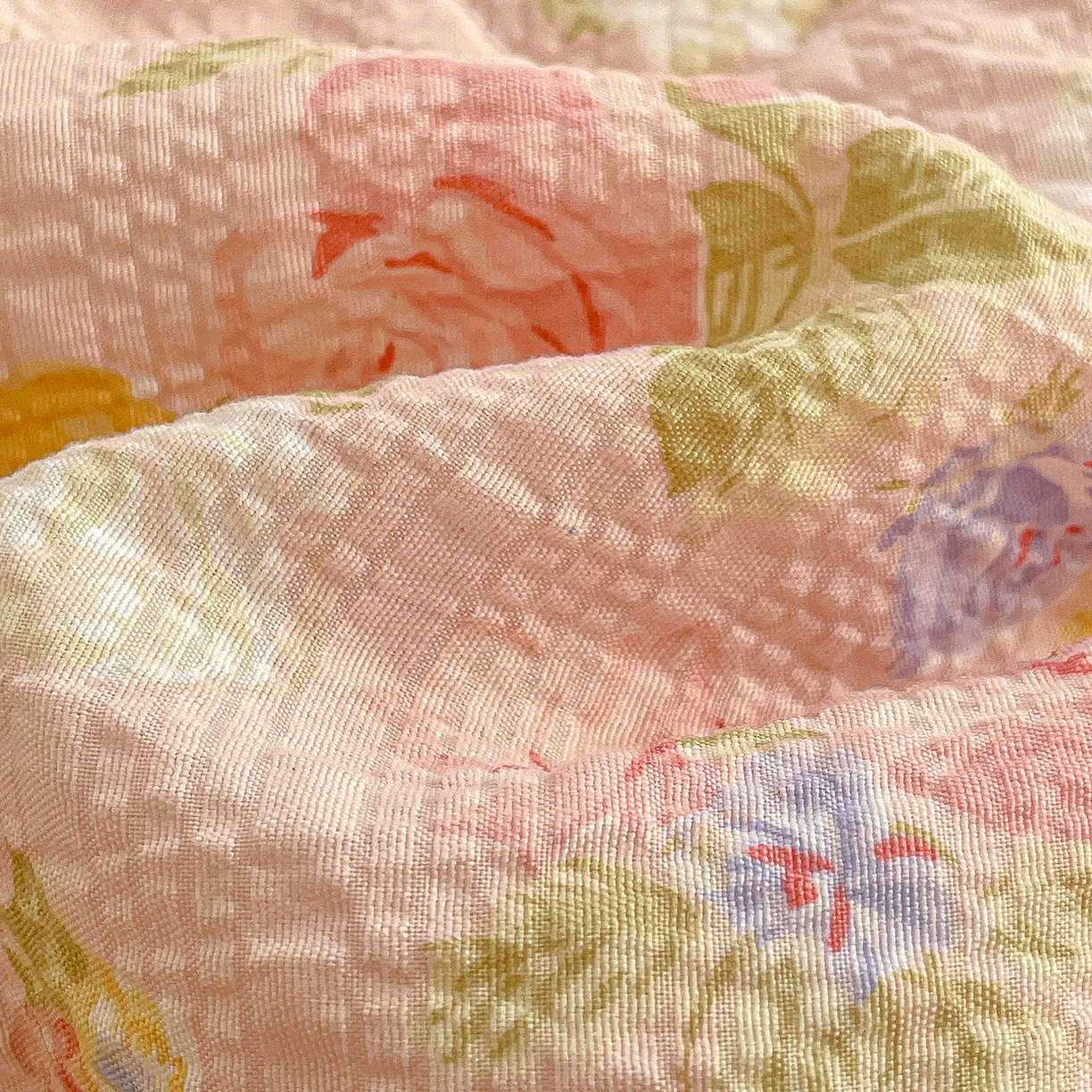 91家纺网 家纺一手货源 找家纺 蓝极人 2026新款泡芙棉花边夏被四件套 XB浅夏