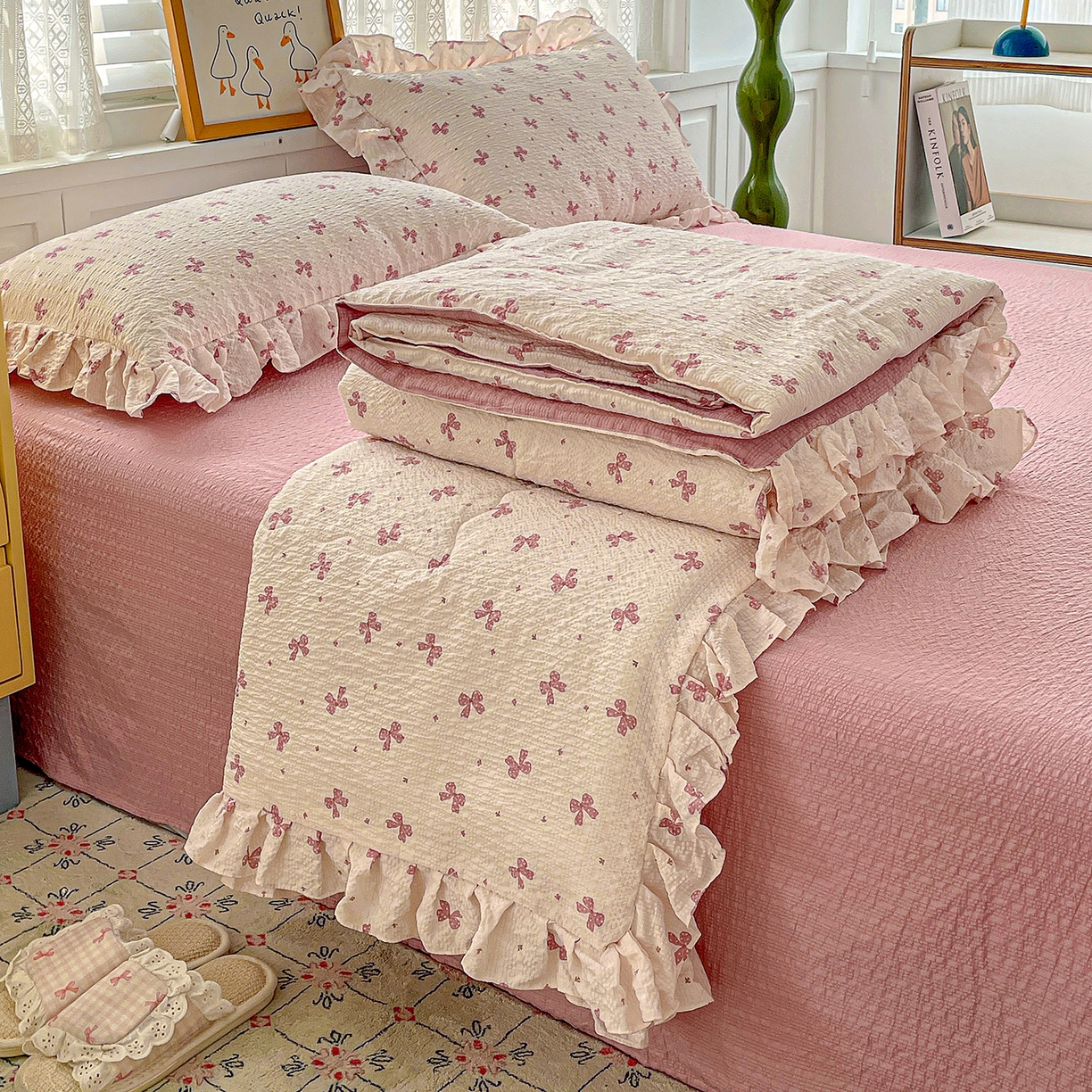 91家纺网 家纺一手货源 找家纺 蓝极人 2026新款泡芙棉花边夏被四件套 XB若梦