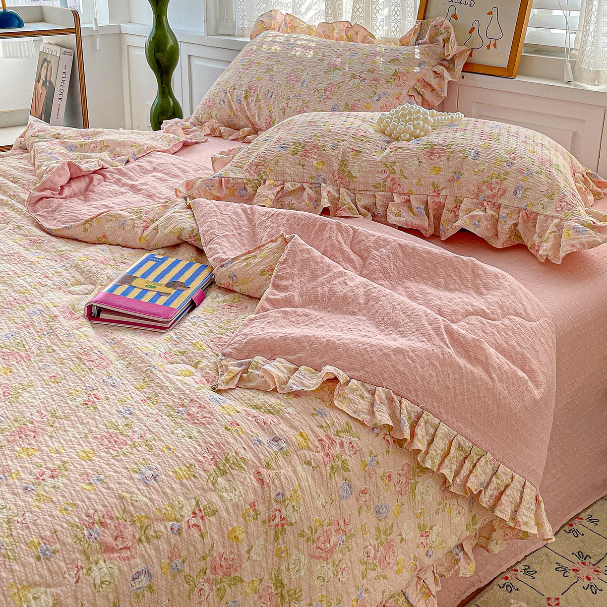 91家纺网 家纺一手货源 找家纺 蓝极人 2026新款泡芙棉花边夏被四件套 XB浅夏