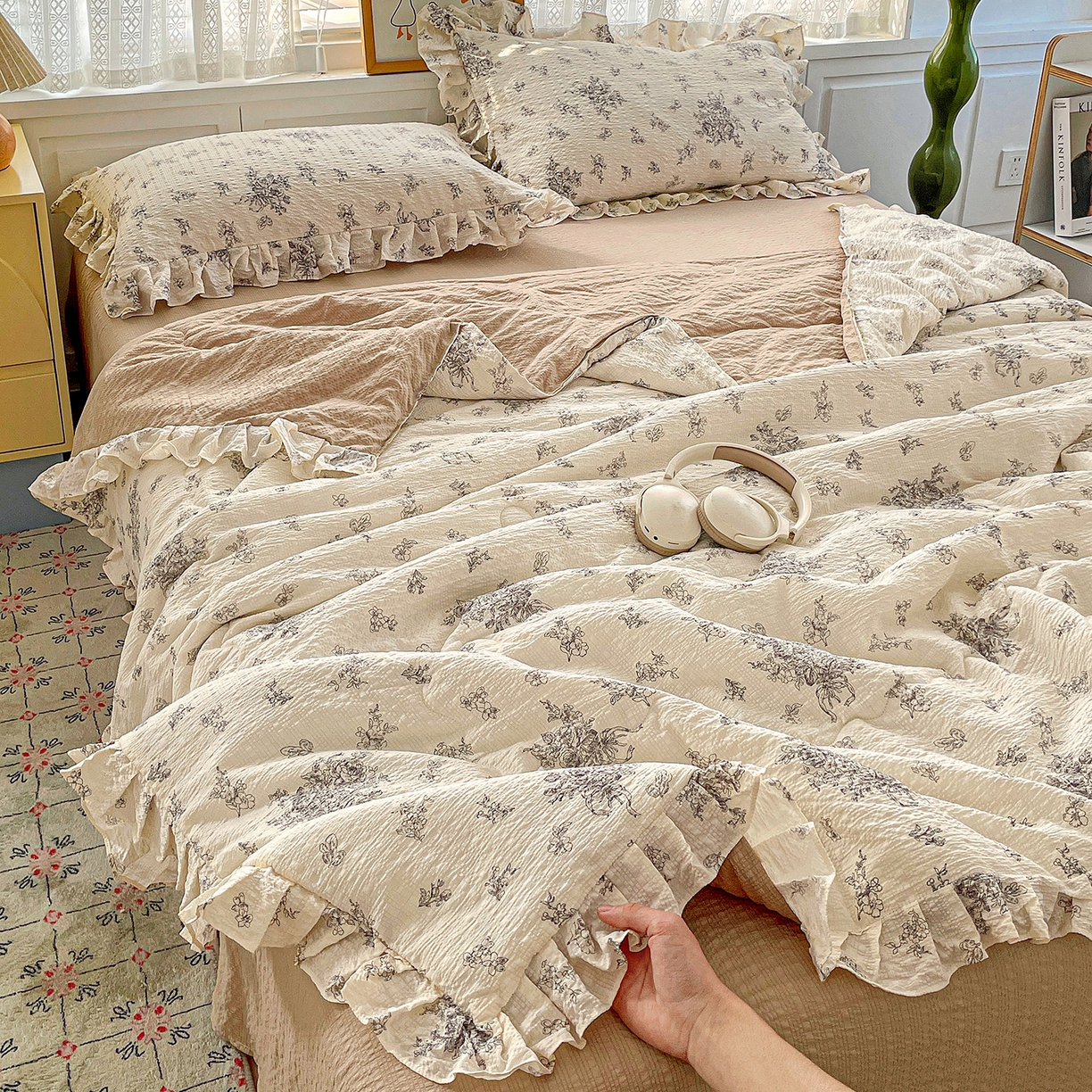 91家纺网 家纺一手货源 找家纺 蓝极人 2026新款泡芙棉花边夏被四件套 XB南洋