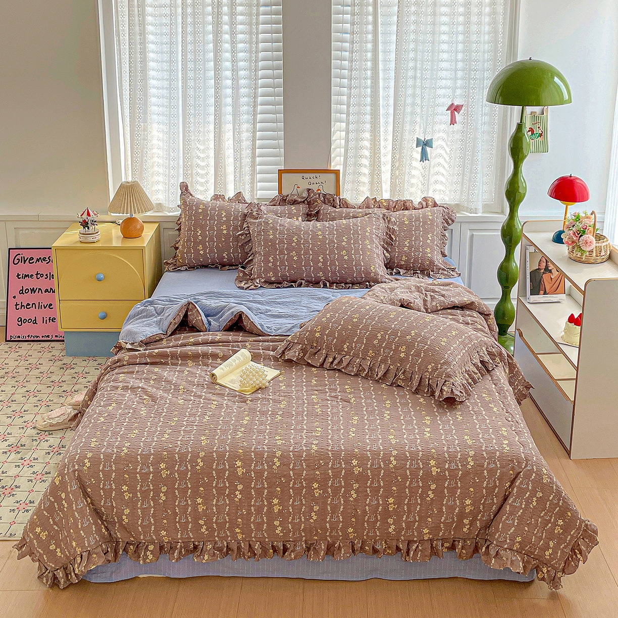 91家纺网 家纺一手货源 找家纺 蓝极人 2026新款泡芙棉花边夏被四件套 XB情人节咖