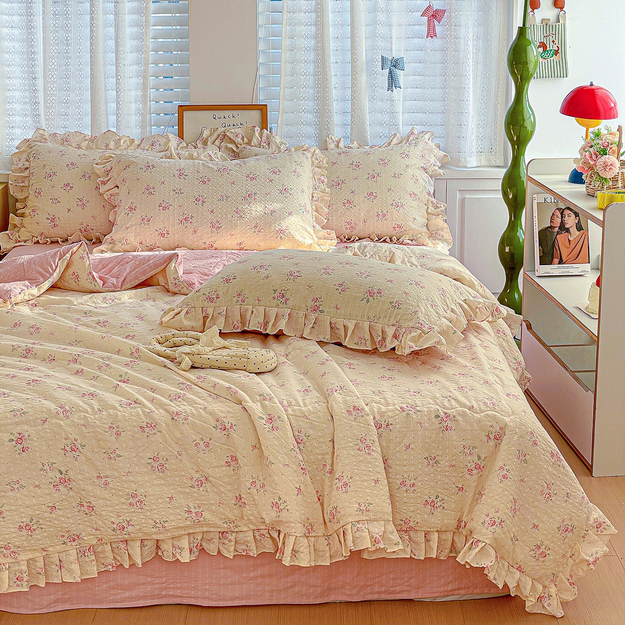 91家纺网 家纺一手货源 找家纺 蓝极人 2026新款泡芙棉花边夏被四件套 XB月光