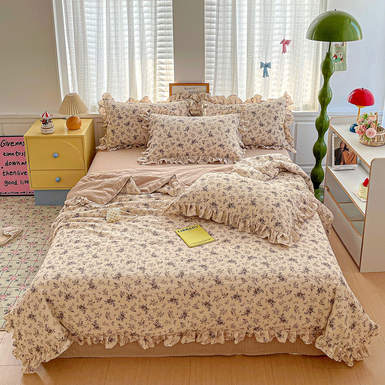 91家纺网 家纺一手货源 找家纺 蓝极人 2026新款泡芙棉花边夏被四件套 XB初柠