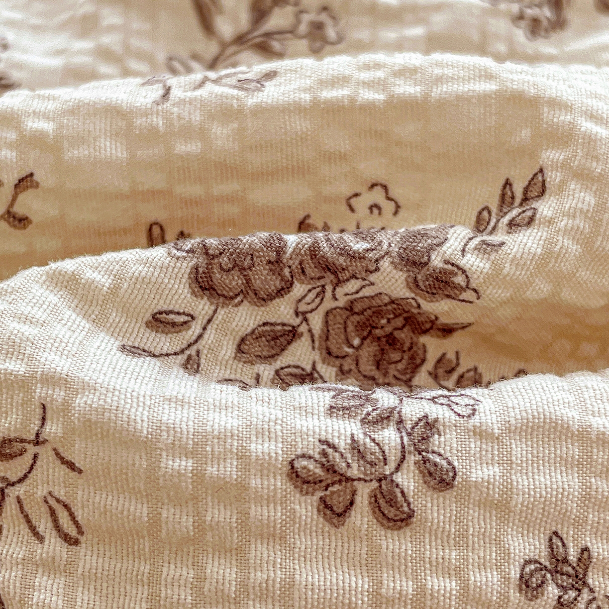 91家纺网 家纺一手货源 找家纺 蓝极人 2026新款泡芙棉花边夏被四件套 XB初柠