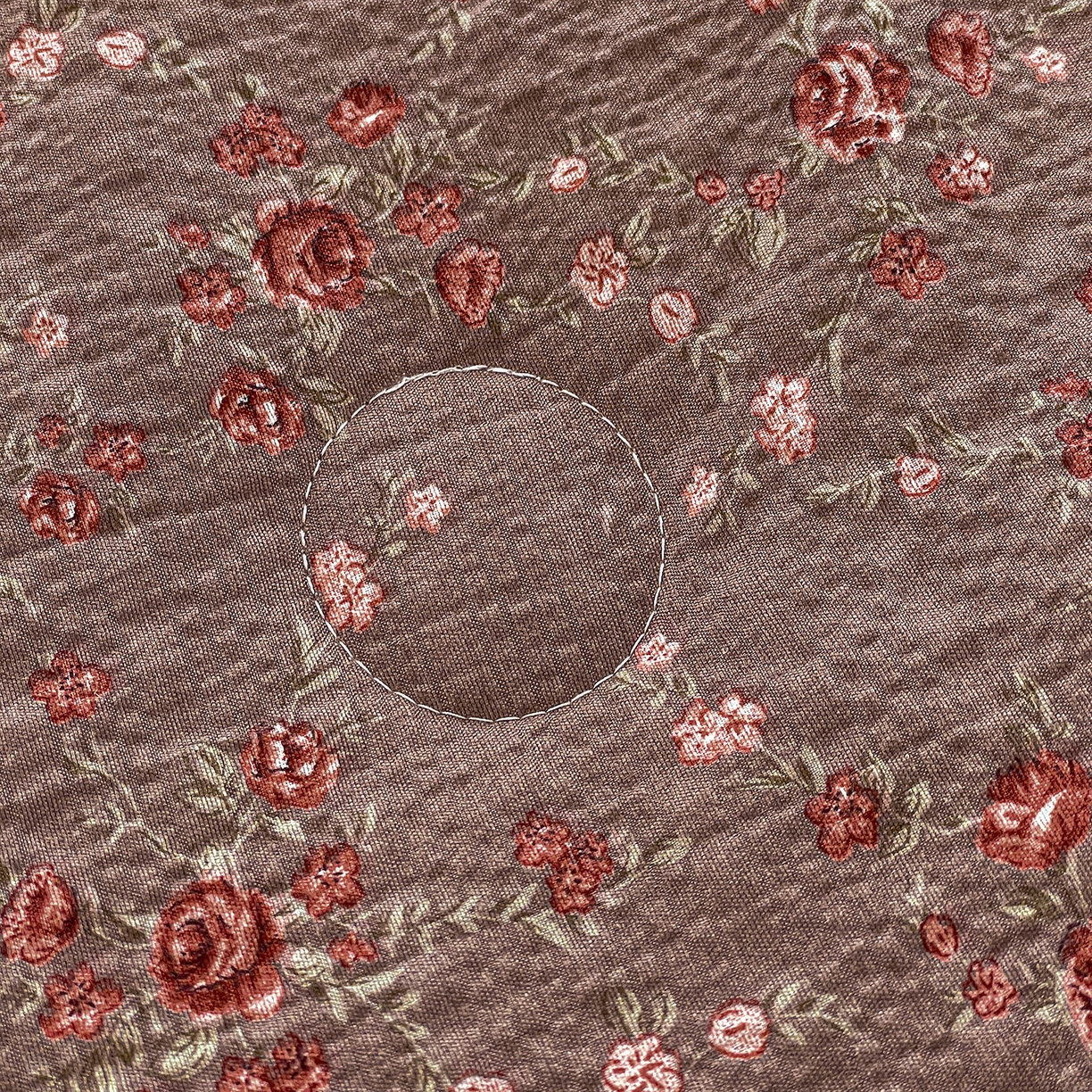 91家纺网 家纺一手货源 找家纺 蓝极人 2026新款泡芙棉花边夏被四件套 XB胭脂