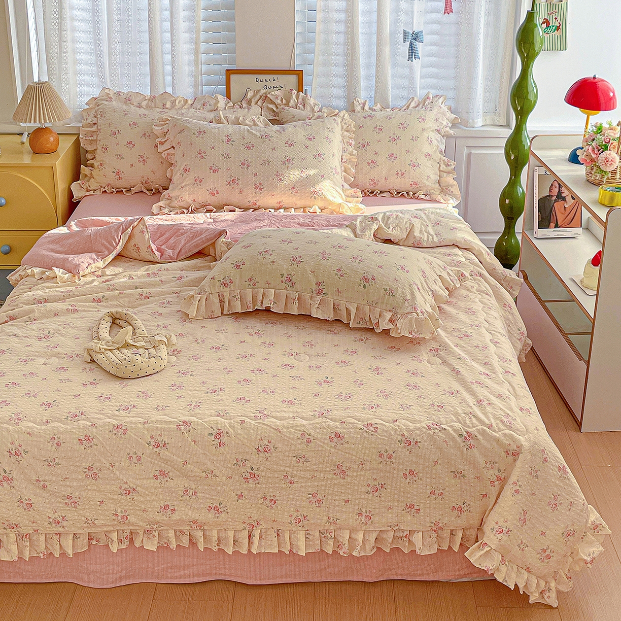 91家纺网 家纺一手货源 找家纺 蓝极人 2026新款泡芙棉花边夏被四件套 XB月光