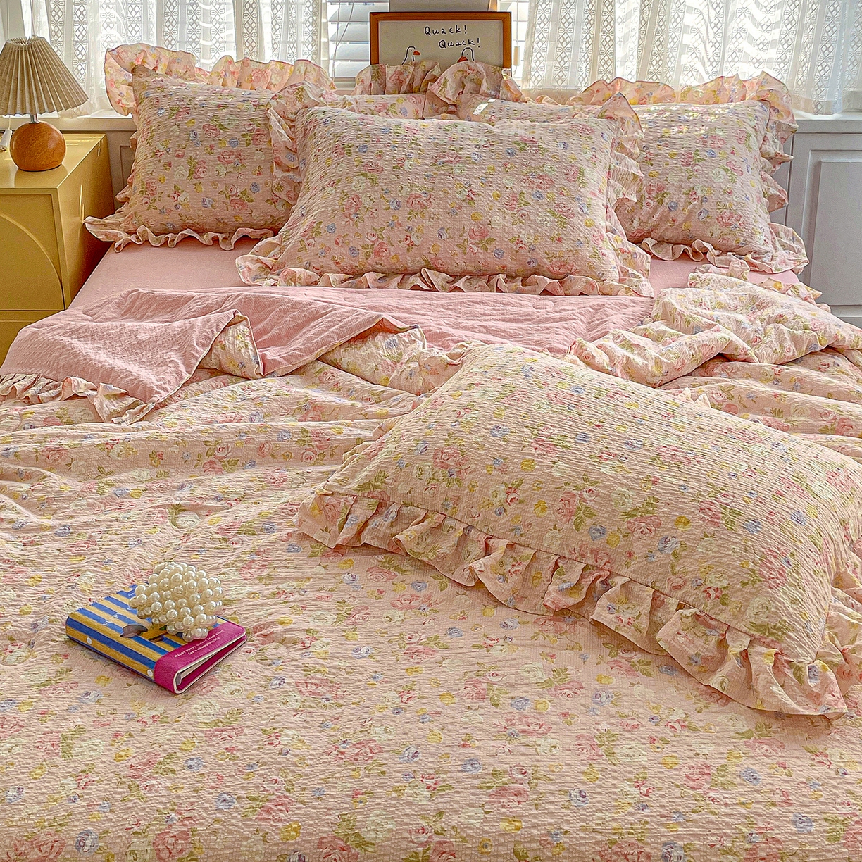 91家纺网 家纺一手货源 找家纺 蓝极人 2026新款泡芙棉花边夏被四件套 XB浅夏