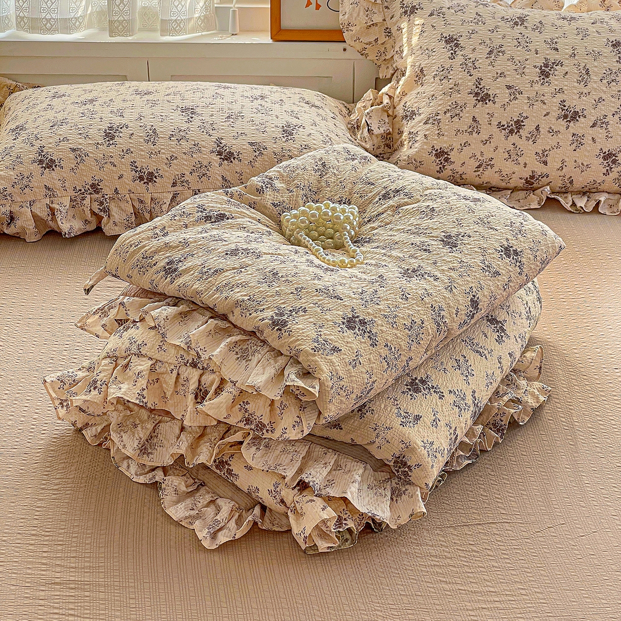 91家纺网 家纺一手货源 找家纺 蓝极人 2026新款泡芙棉花边夏被四件套 XB初柠