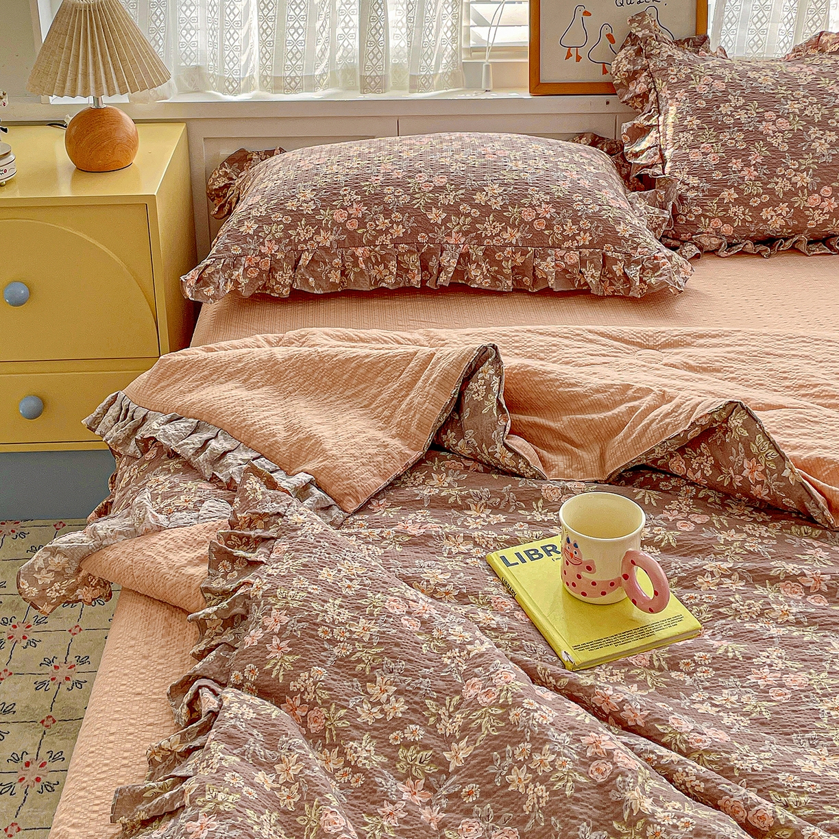 91家纺网 家纺一手货源 找家纺 蓝极人 2026新款泡芙棉花边夏被四件套 XB桔园