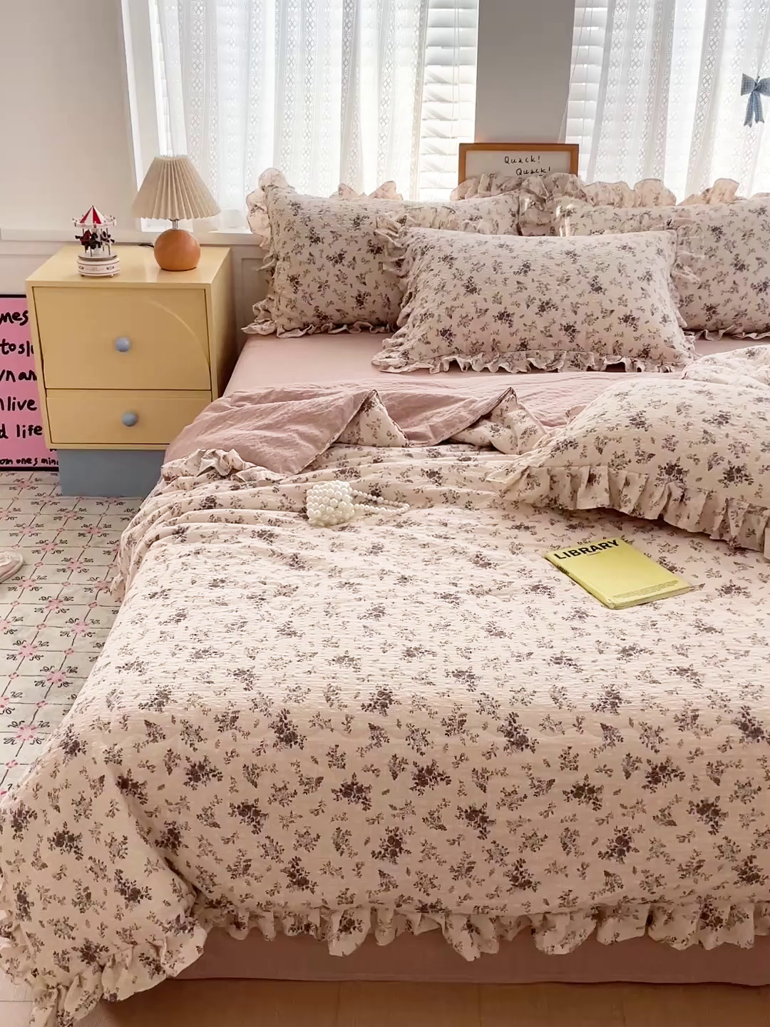 91家纺网 家纺一手货源 找家纺 蓝极人 2026新款泡芙棉花边夏被四件套 XB初柠