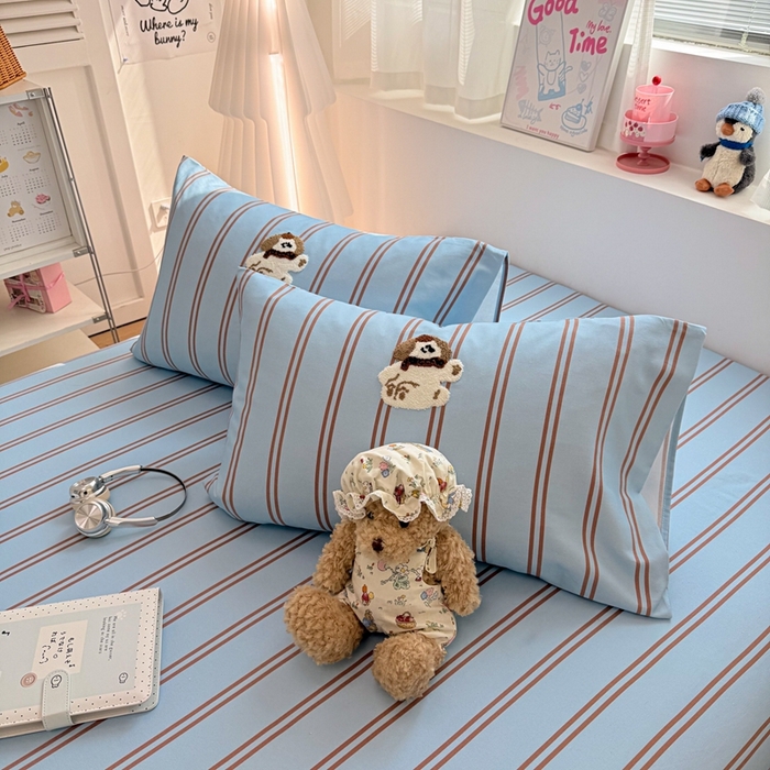 91家纺网 家纺一手货源 找家纺 雅萱家纺 2026新款全棉老粗布毛巾绣床单 蓝棕条纹狗