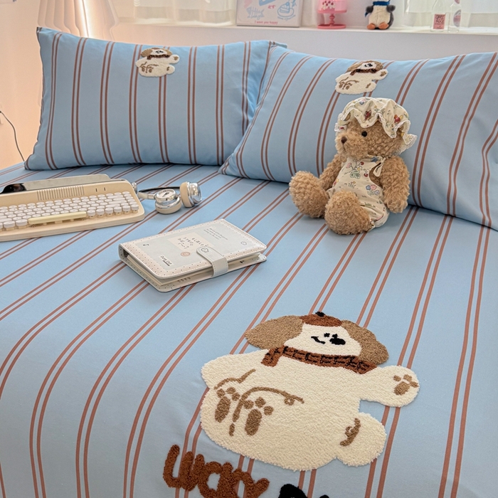 91家纺网 家纺一手货源 找家纺 雅萱家纺 2026新款全棉老粗布毛巾绣床单 蓝棕条纹狗