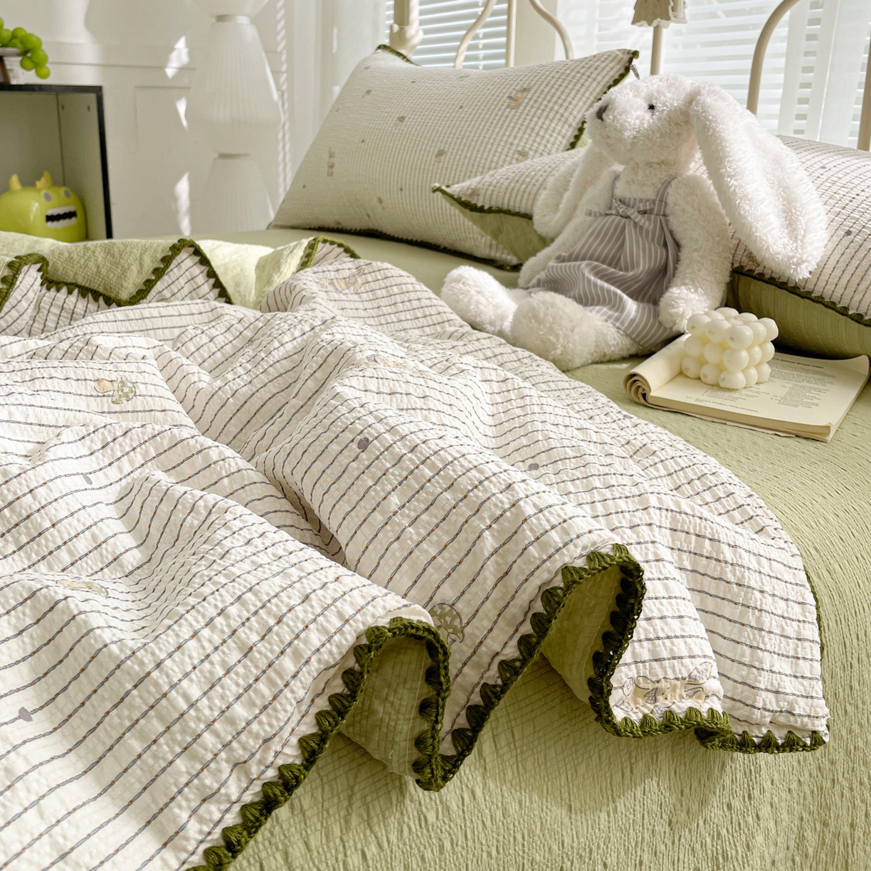 91家纺网 家纺一手货源 找家纺 蓝极人 2026新款泡芙贝壳边夏被四件套 XB蘑菇兔