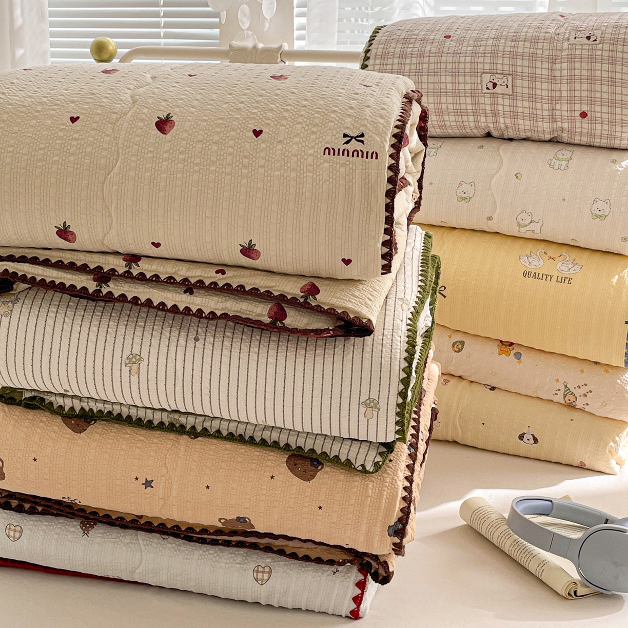 91家纺网 家纺一手货源 找家纺 蓝极人 2026新款泡芙贝壳边夏被四件套 组合图仅供展示-不可下单