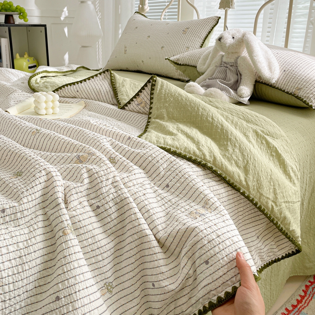 91家纺网 家纺一手货源 找家纺 蓝极人 2026新款泡芙贝壳边夏被四件套 XB蘑菇兔