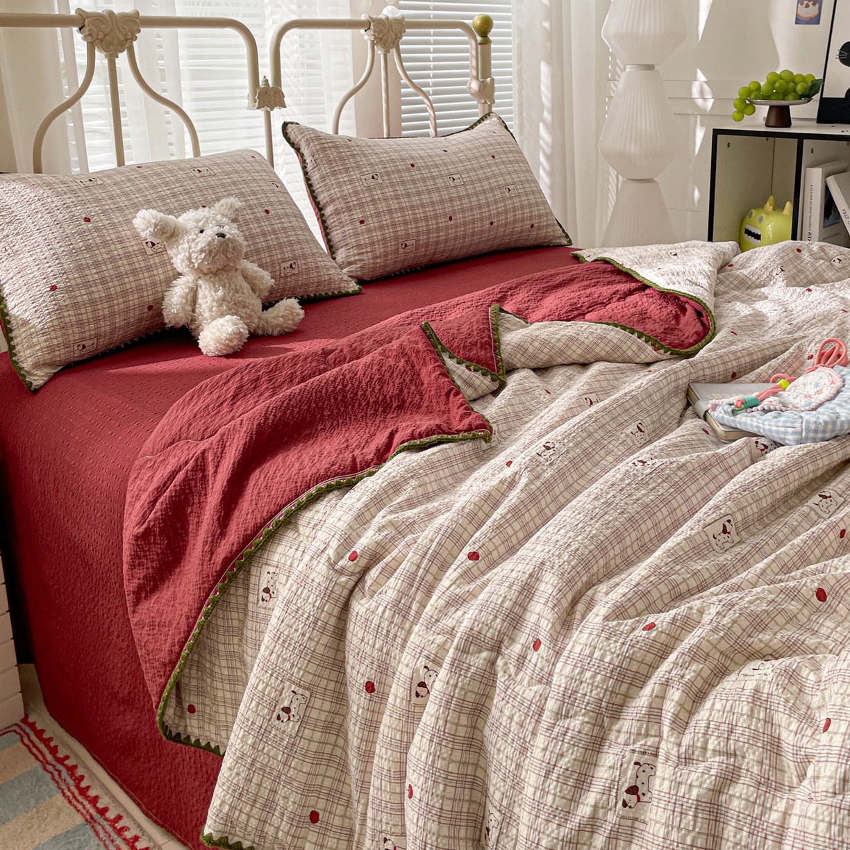 91家纺网 家纺一手货源 找家纺 蓝极人 2026新款泡芙贝壳边夏被四件套 XB苹果狗