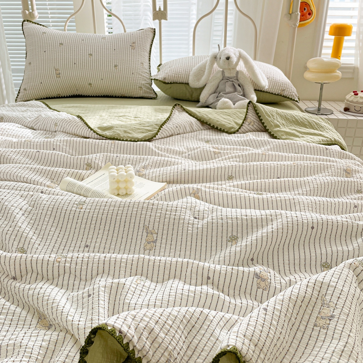 91家纺网 家纺一手货源 找家纺 蓝极人 2026新款泡芙贝壳边夏被四件套 XB蘑菇兔