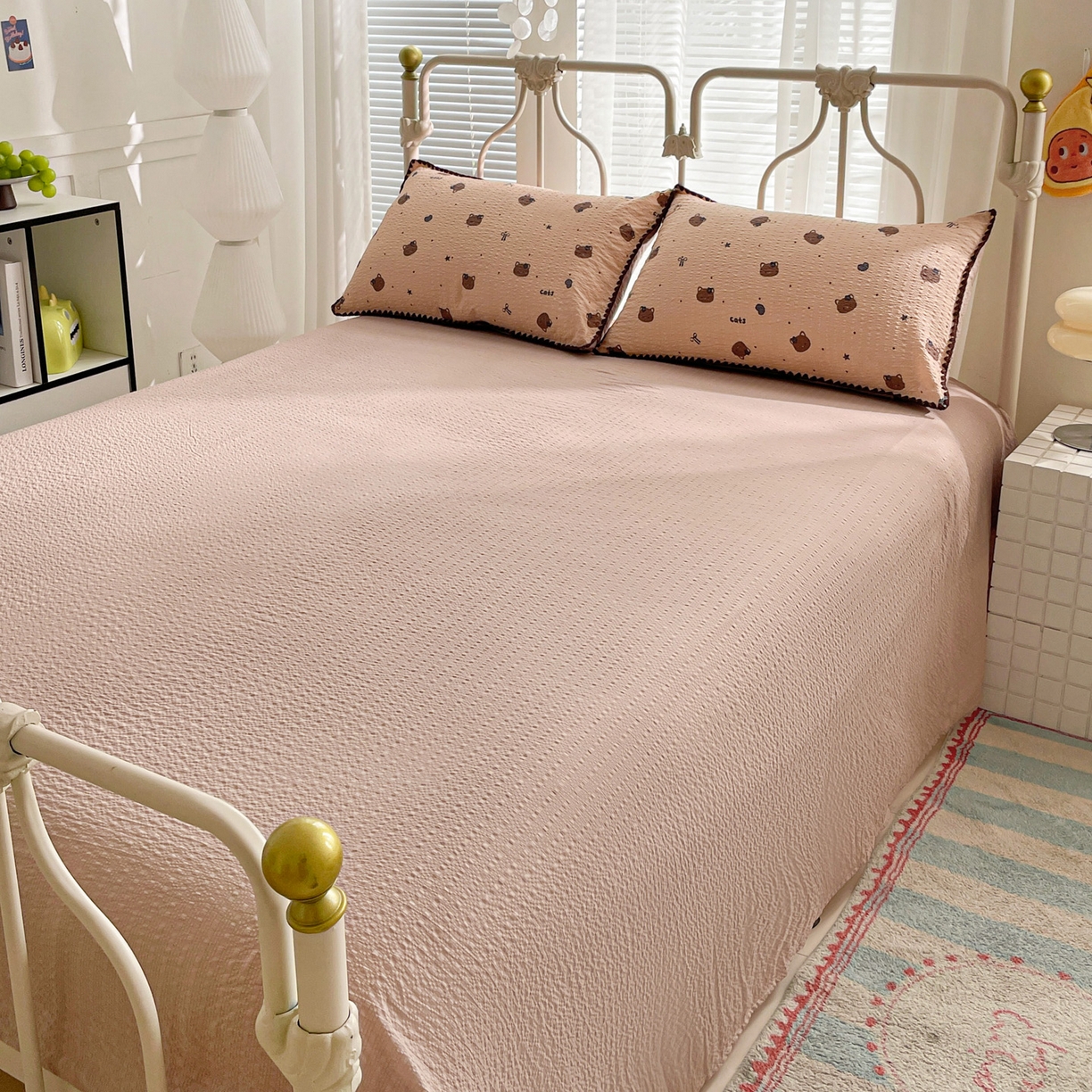 91家纺网 家纺一手货源 找家纺 蓝极人 2026新款泡芙贝壳边夏被四件套 XB曲奇猫