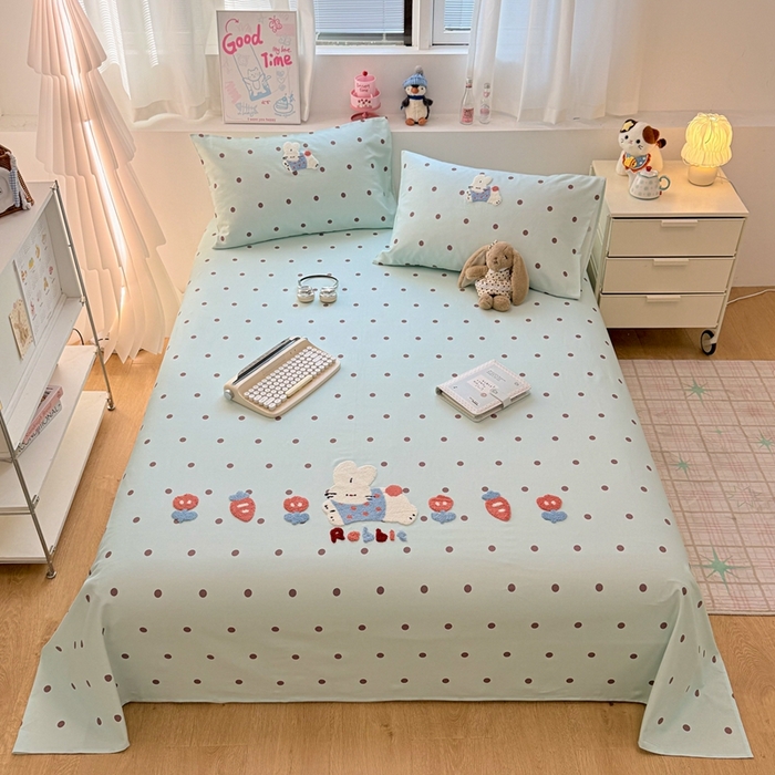 91家纺网 家纺一手货源 找家纺 雅萱家纺 2026新款全棉老粗布毛巾绣床单 青柠波点奶兔