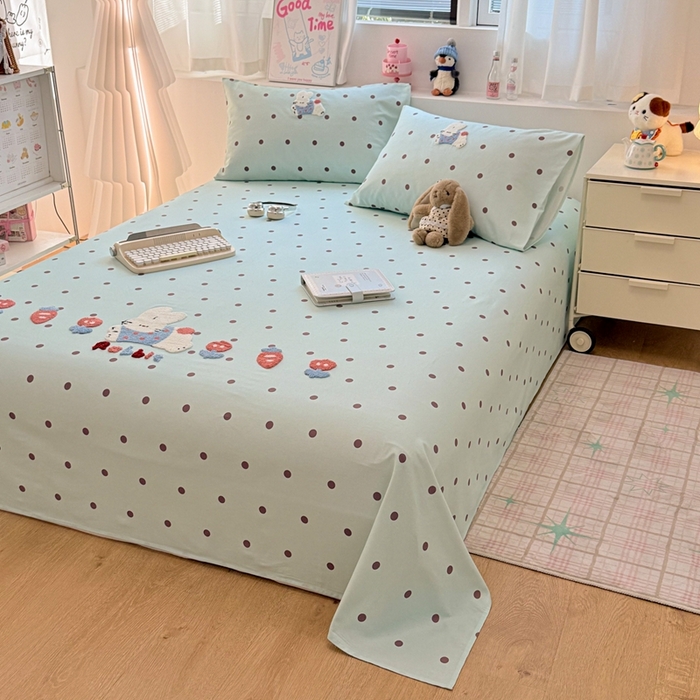 91家纺网 家纺一手货源 找家纺 雅萱家纺 2026新款全棉老粗布毛巾绣床单 青柠波点奶兔