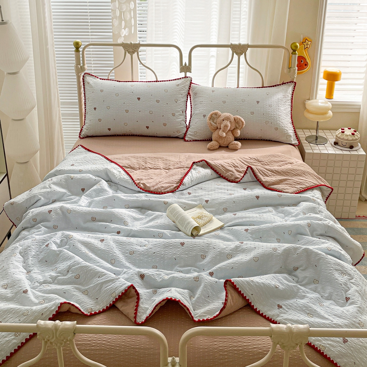 91家纺网 家纺一手货源 找家纺 蓝极人 2026新款泡芙贝壳边夏被四件套 XB好心情