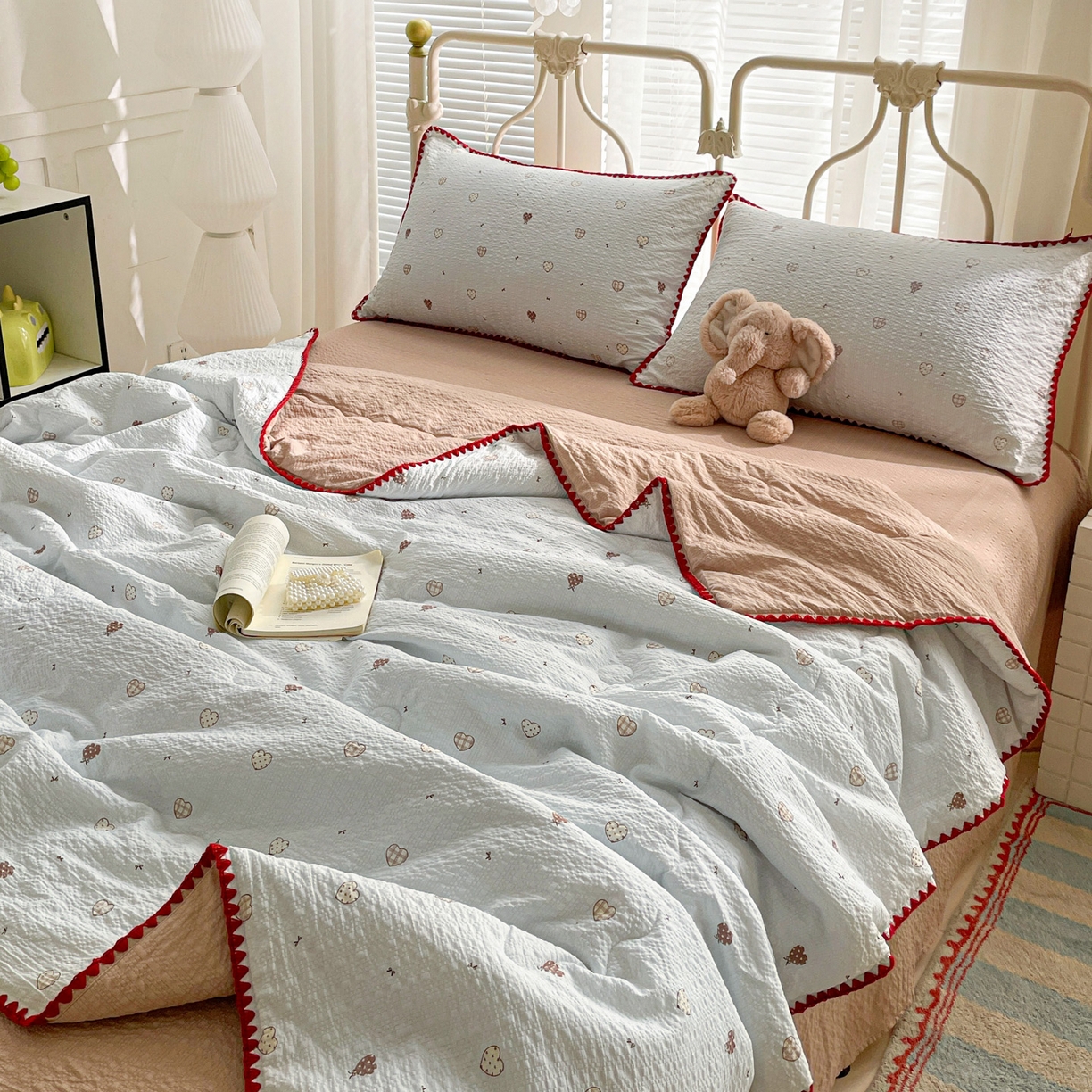 91家纺网 家纺一手货源 找家纺 蓝极人 2026新款泡芙贝壳边夏被四件套 XB好心情