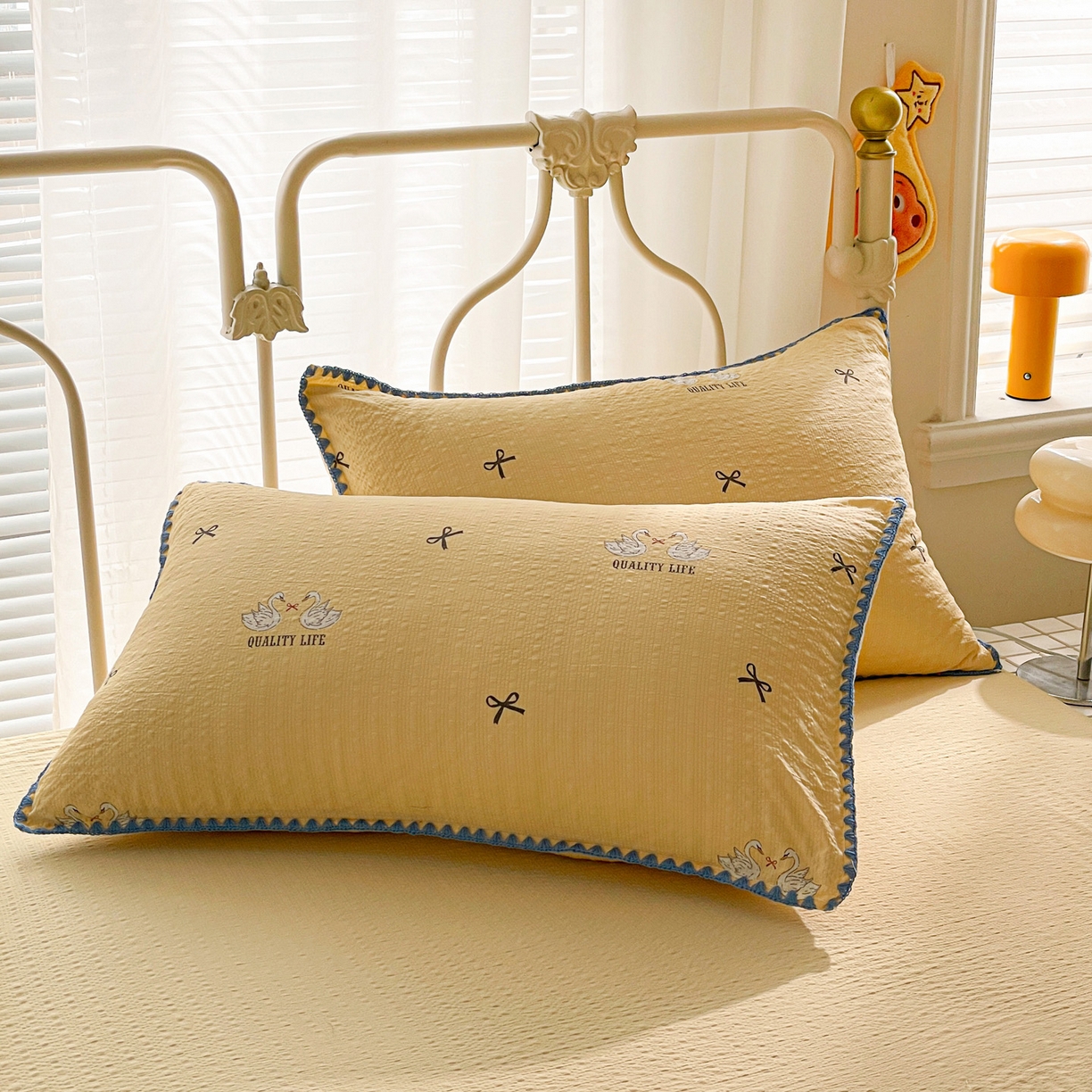 91家纺网 家纺一手货源 找家纺 蓝极人 2026新款泡芙贝壳边夏被四件套 XB施华洛黄