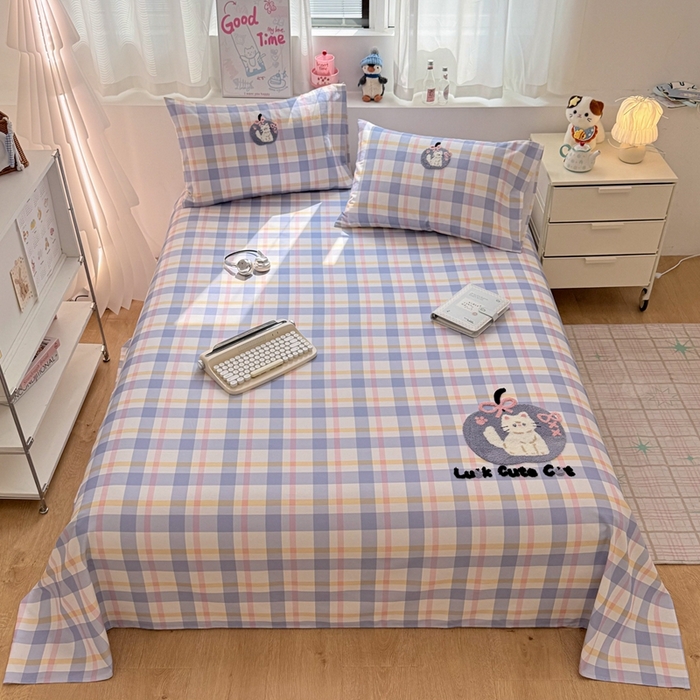 91家纺网 家纺一手货源 找家纺 雅萱家纺 2026新款全棉老粗布毛巾绣床单 软萌奶猫