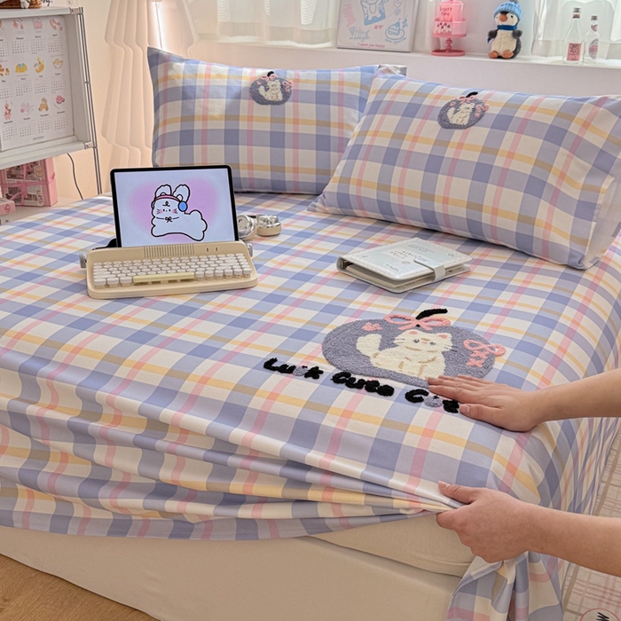 91家纺网 家纺一手货源 找家纺 雅萱家纺 2026新款全棉老粗布毛巾绣床单 软萌奶猫