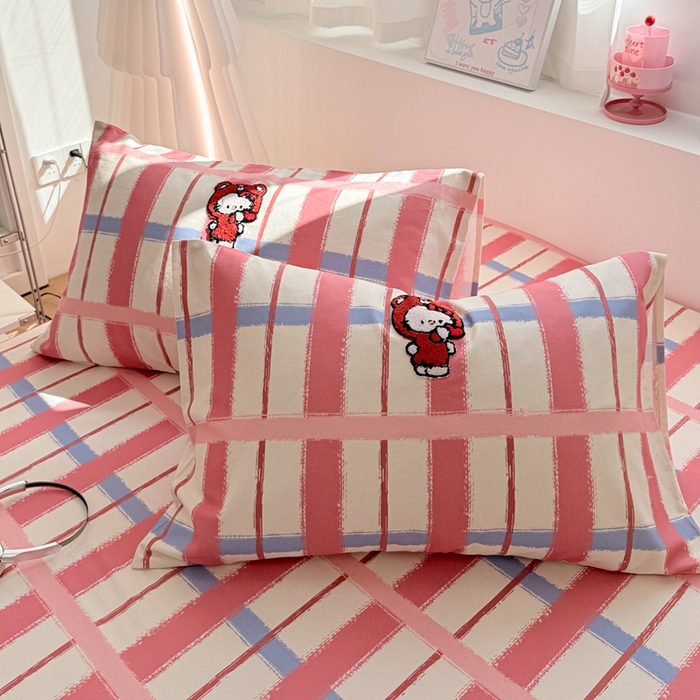 91家纺网 家纺一手货源 找家纺 雅萱家纺 2026新款全棉老粗布毛巾绣床单 甜莓Kitty