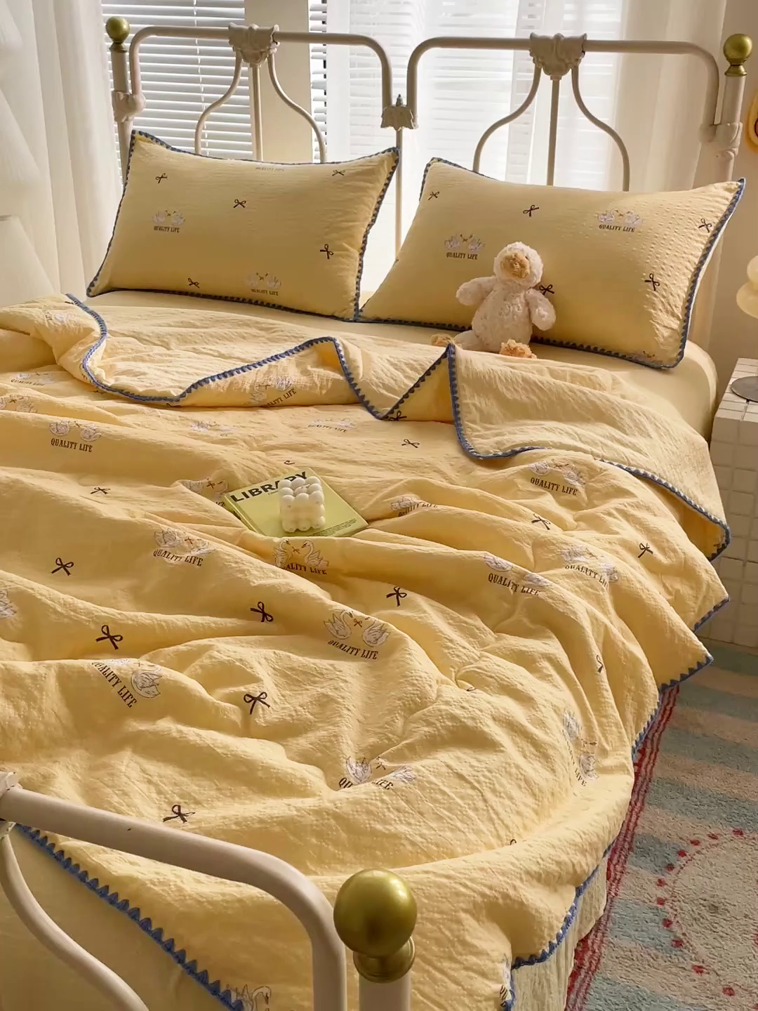 91家纺网 家纺一手货源 找家纺 蓝极人 2026新款泡芙贝壳边夏被四件套 XB施华洛黄