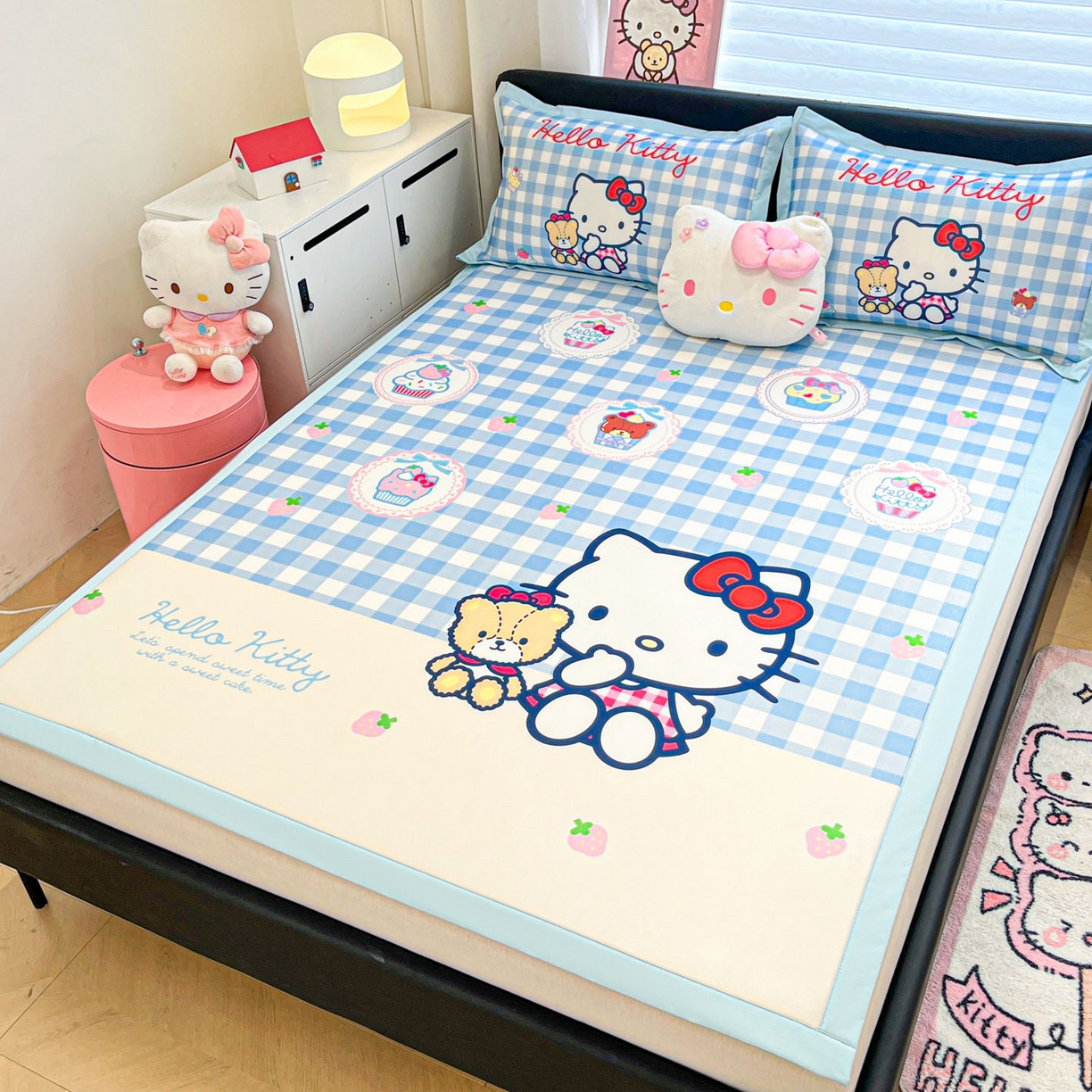 91家纺网 家纺一手货源 找家纺 暮思家居 2026新款正版授权A类大版数码印花三丽鸥枕套单品枕套枕套单件 格子KT