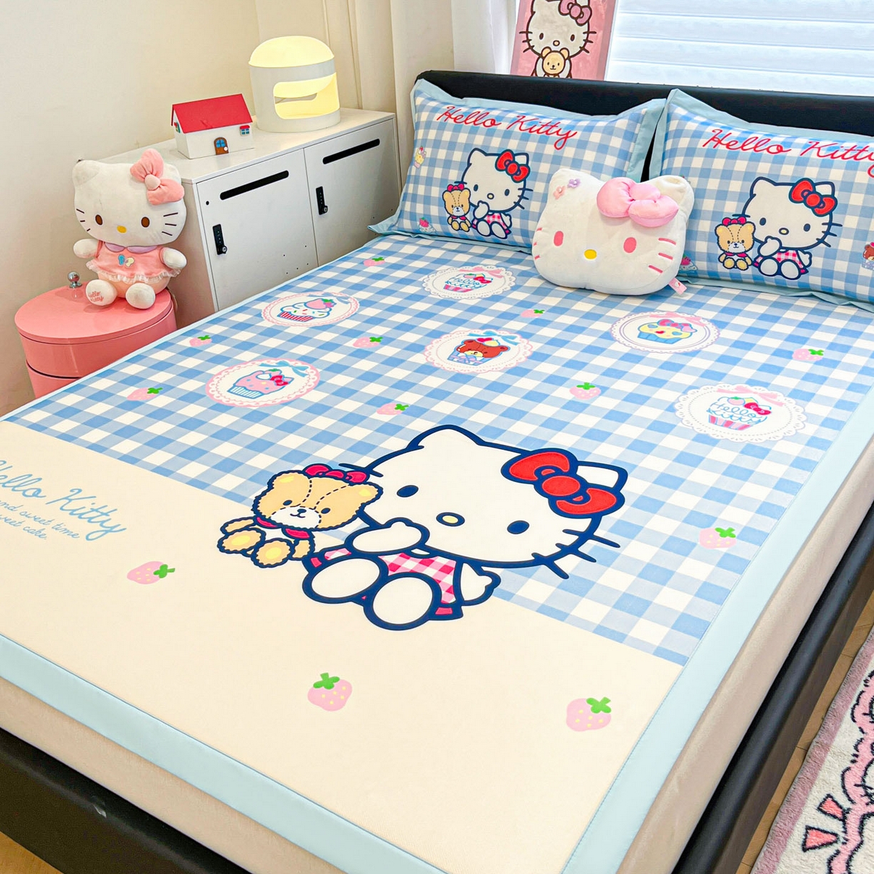 91家纺网 家纺一手货源 找家纺 暮思家居 2026新款正版授权A类大版数码印花三丽鸥枕套单品枕套枕套单件 格子KT