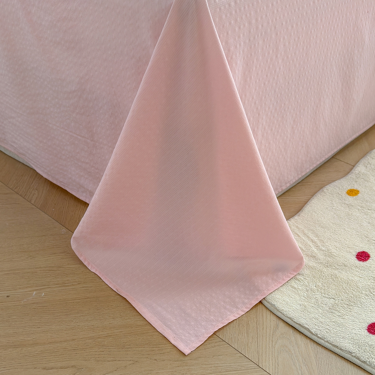 91家纺网 家纺一手货源 找家纺 弗苓家纺 2026新款高克重泡芙棉花边款夏被夏凉被空调被四件套小红书推荐-风格一 樱桃笔记