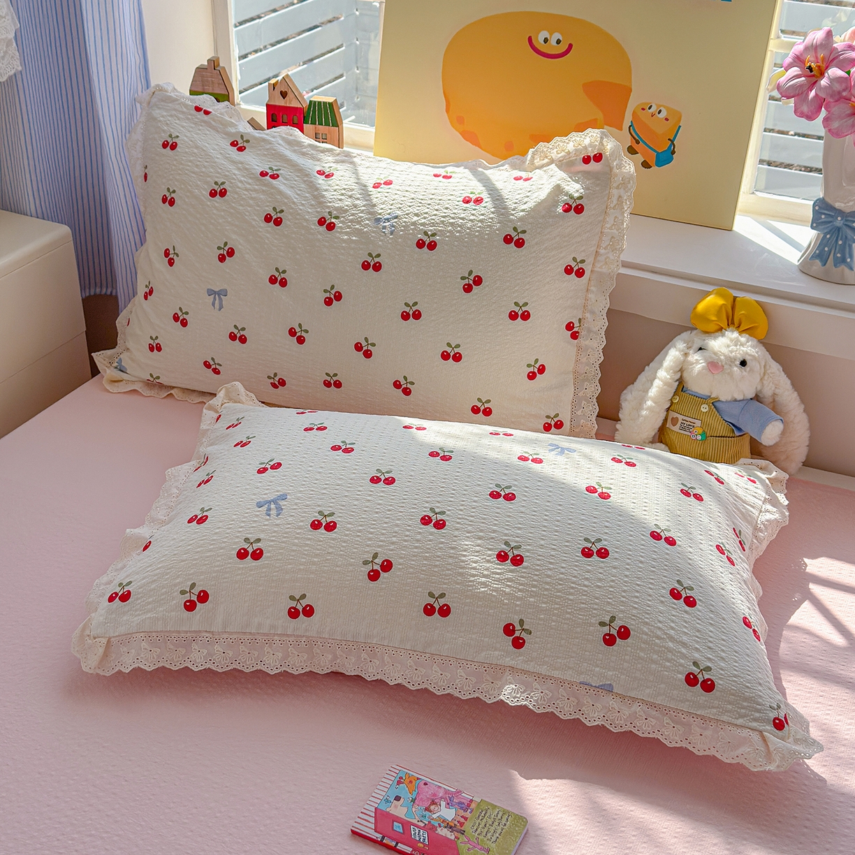 91家纺网 家纺一手货源 找家纺 弗苓家纺 2026新款高克重泡芙棉花边款夏被夏凉被空调被四件套小红书推荐-风格一 樱桃笔记