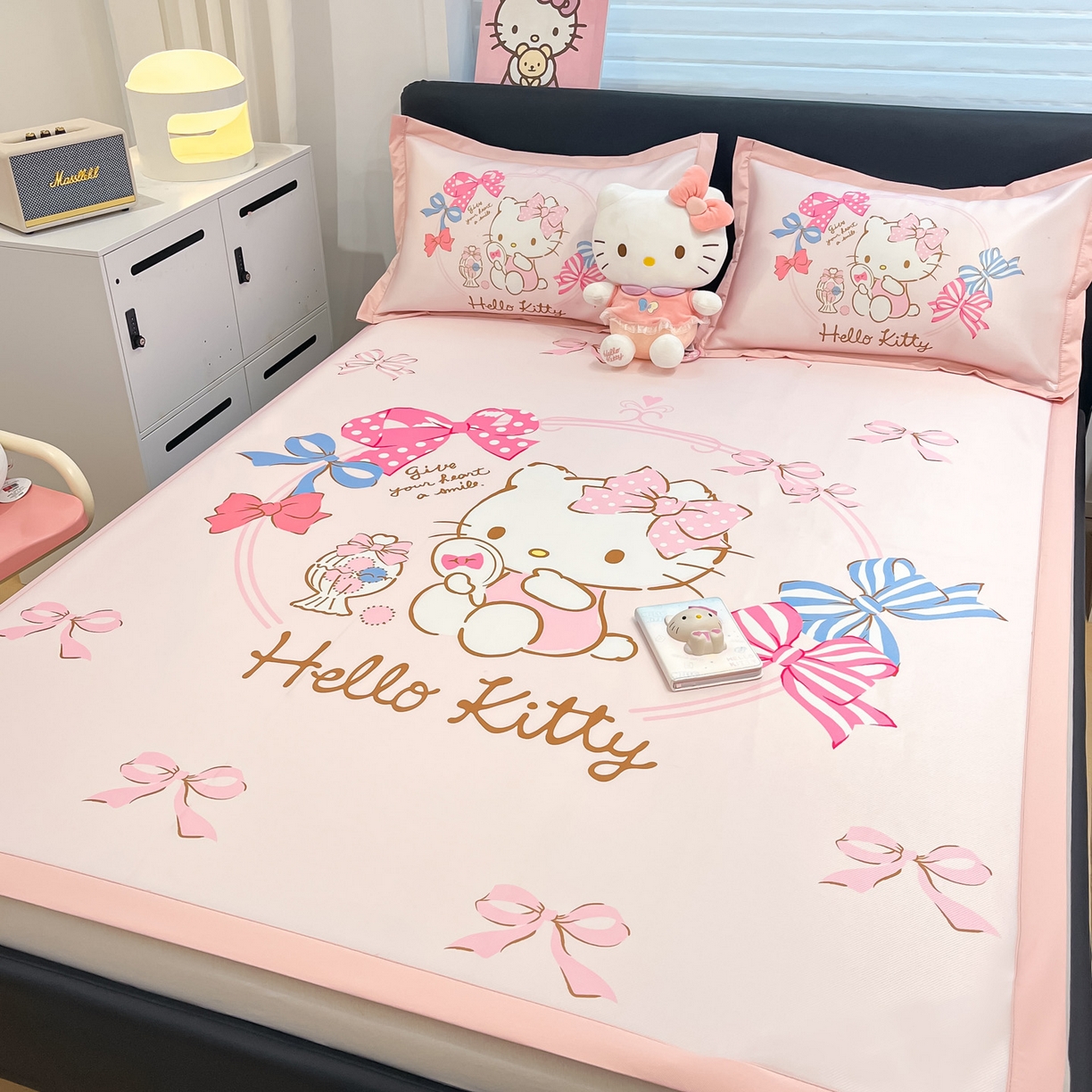 91家纺网 家纺一手货源 找家纺 暮思家居 2026新款正版授权A类大版数码印花三丽鸥枕套单品枕套枕套单件 美美KT