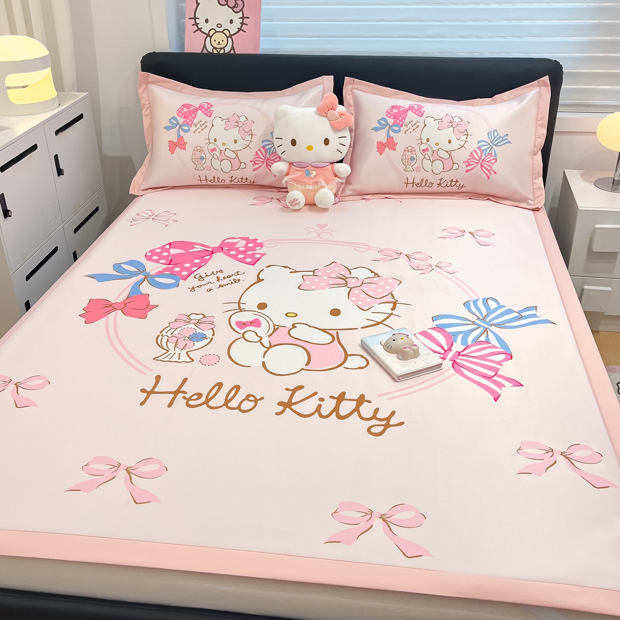 91家纺网 家纺一手货源 找家纺 暮思家居 2026新款正版授权A类大版数码印花三丽鸥枕套单品枕套枕套单件 美美KT