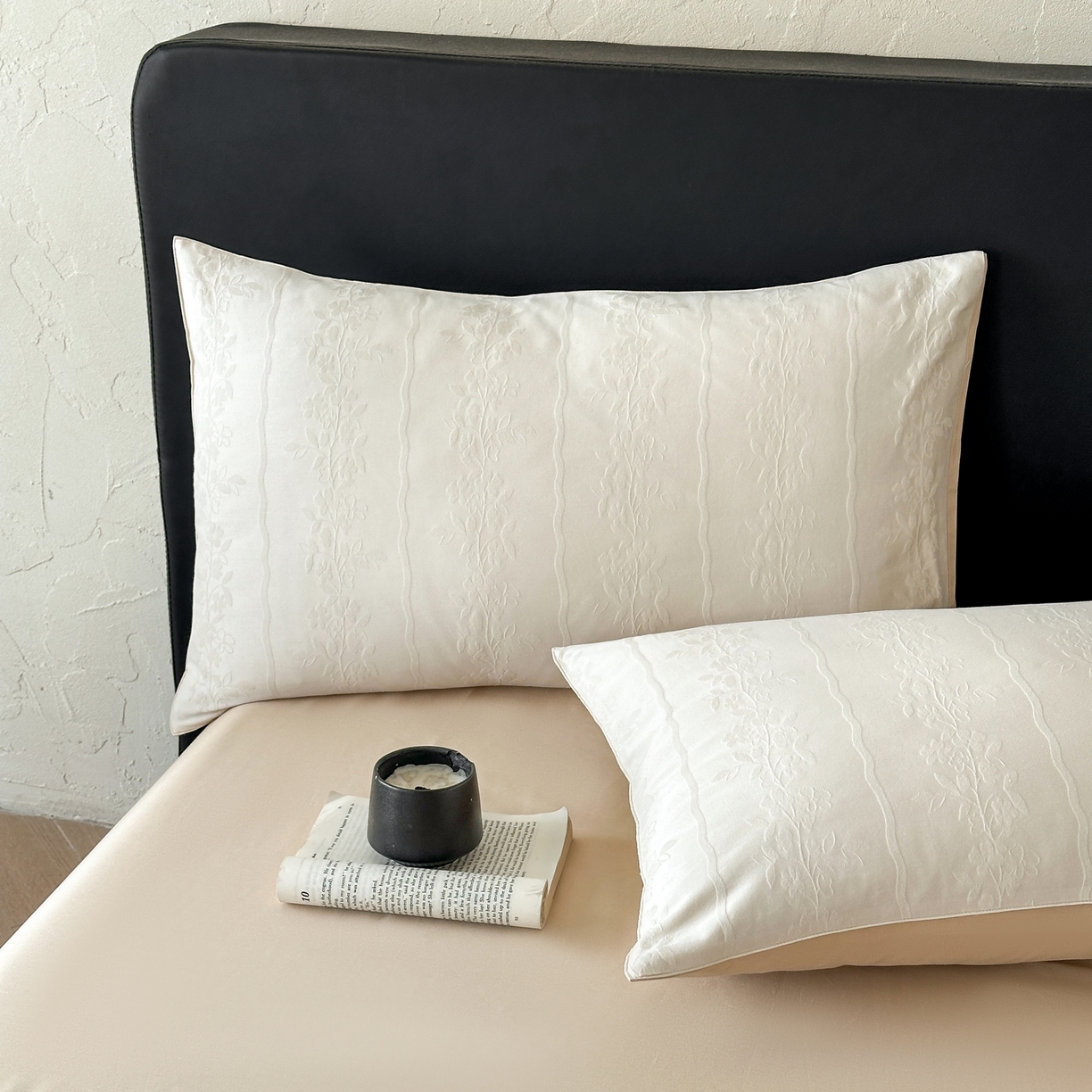 91家纺网 家纺一手货源 找家纺 优悦生活馆 2026新款60s全棉提花四件套 浪漫情缘-奶昔白