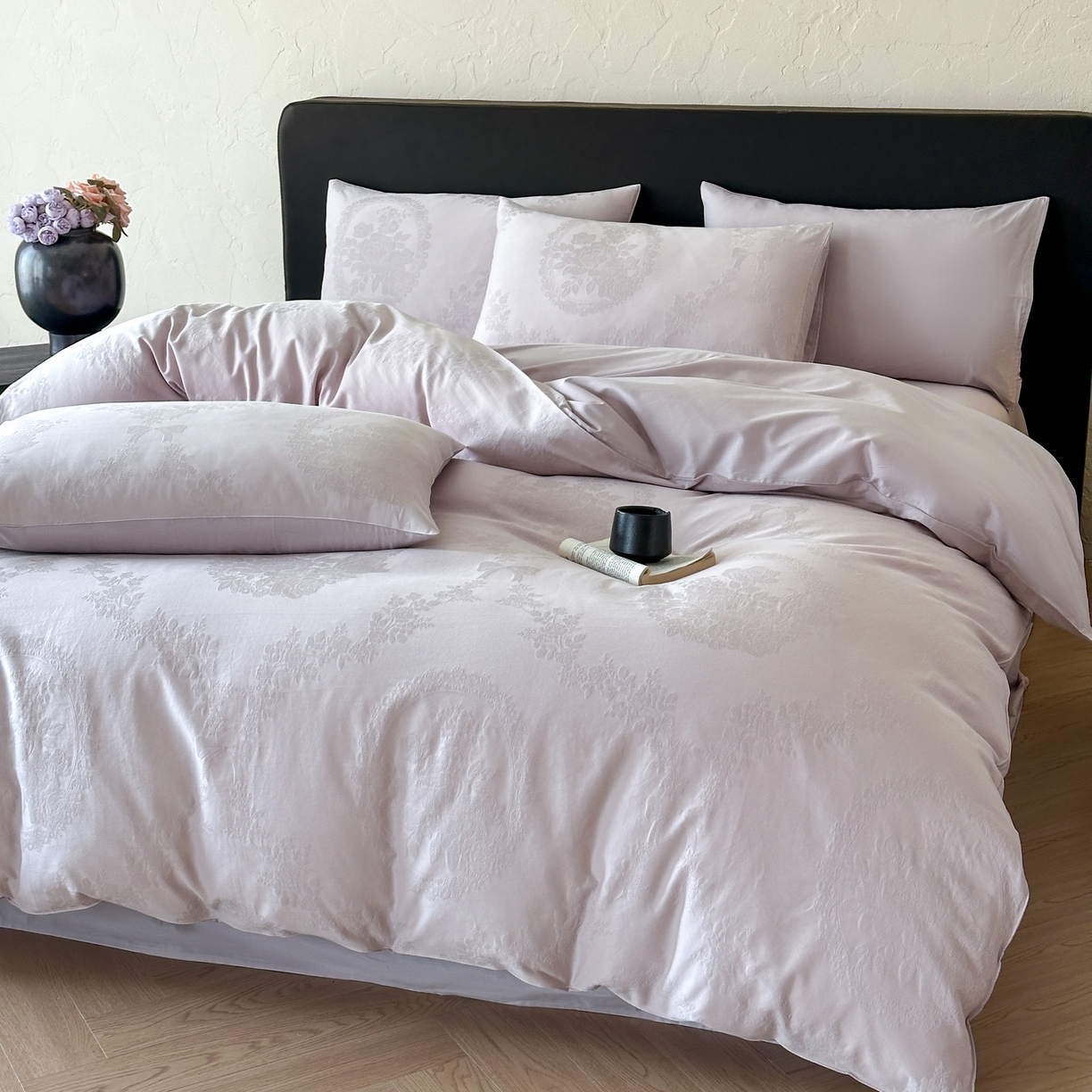 91家纺网 家纺一手货源 找家纺 优悦生活馆 2026新款60s全棉提花四件套 法式浪漫-幻影紫