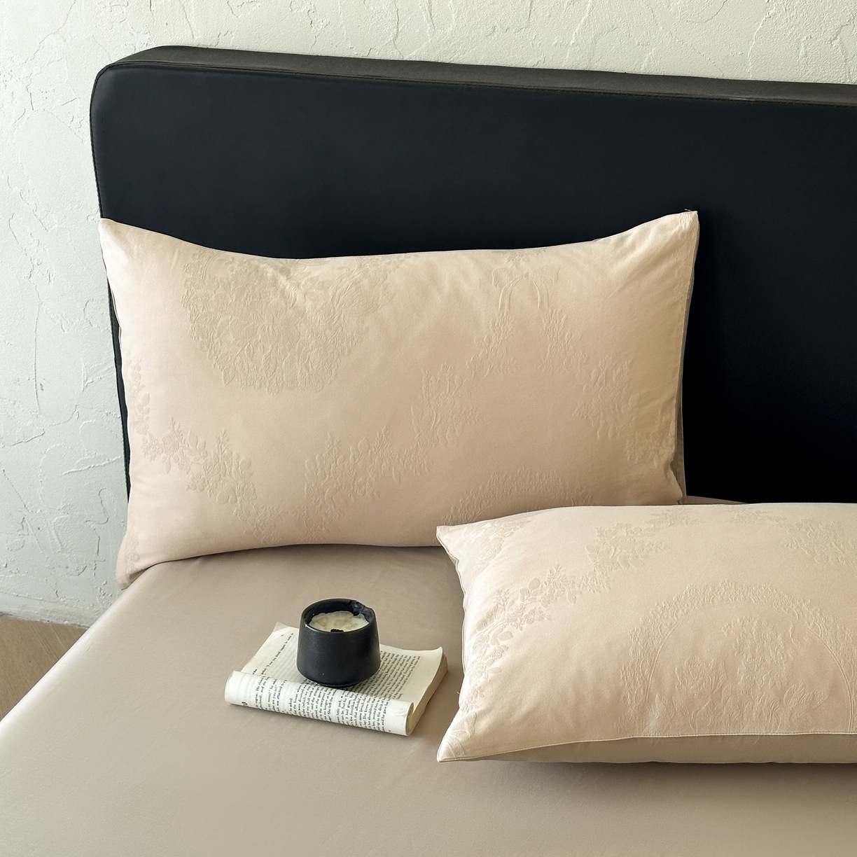 91家纺网 家纺一手货源 找家纺 优悦生活馆 2026新款60s全棉提花四件套 法式浪漫-米杏