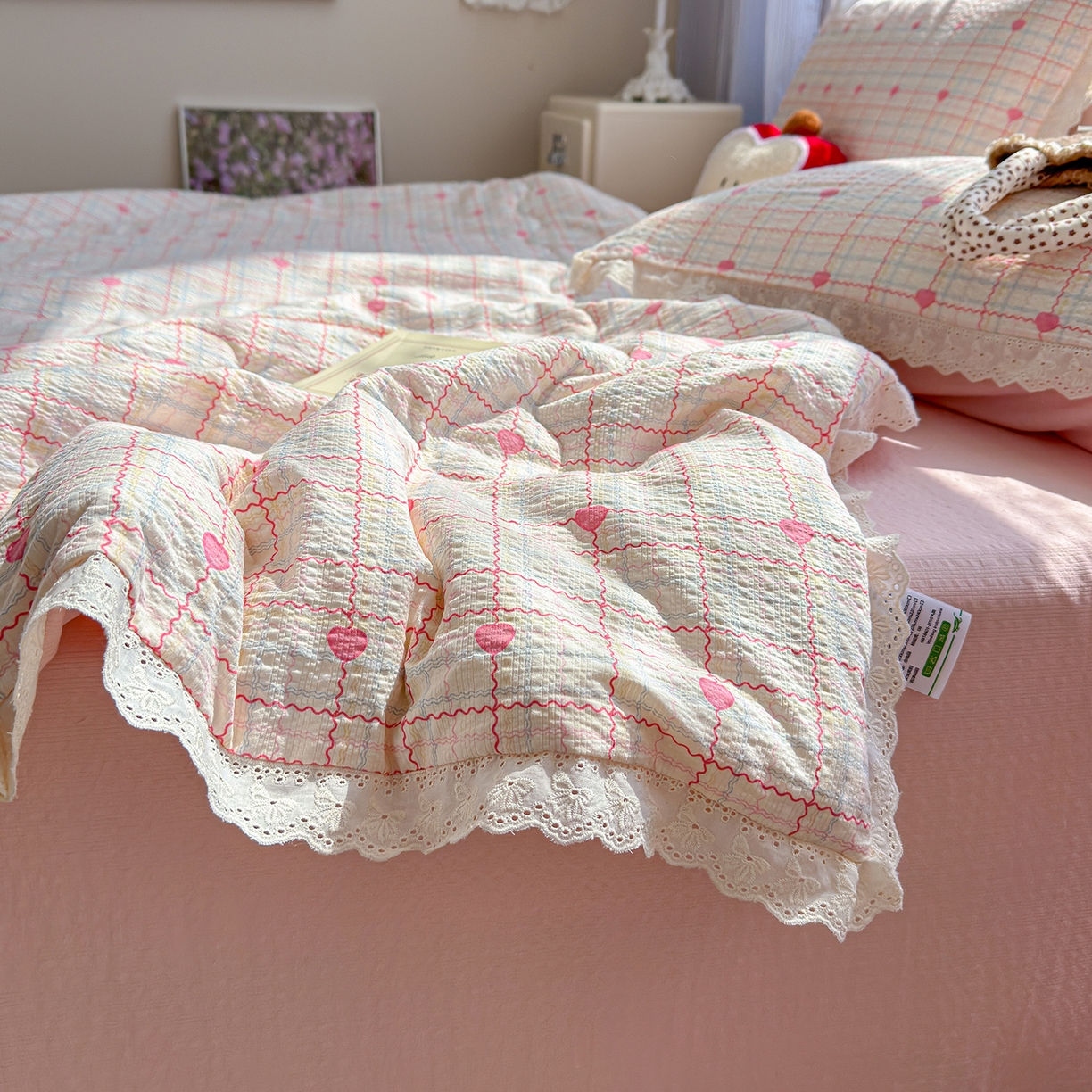 91家纺网 家纺一手货源 找家纺 弗苓家纺 2026新款高克重泡芙棉花边款夏被夏凉被空调被四件套小红书推荐-风格一 格格星