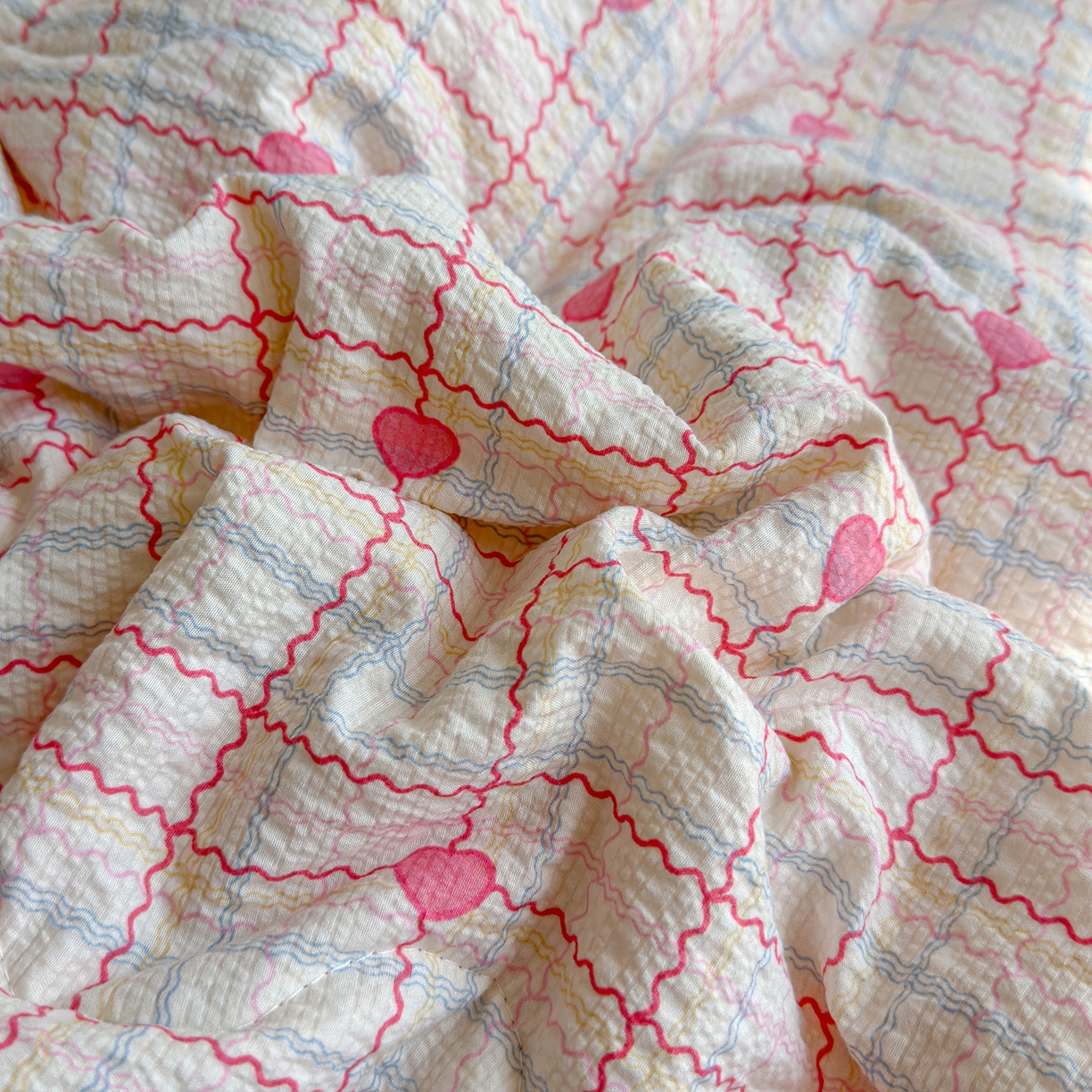 91家纺网 家纺一手货源 找家纺 弗苓家纺 2026新款高克重泡芙棉花边款夏被夏凉被空调被四件套小红书推荐-风格一 格格星