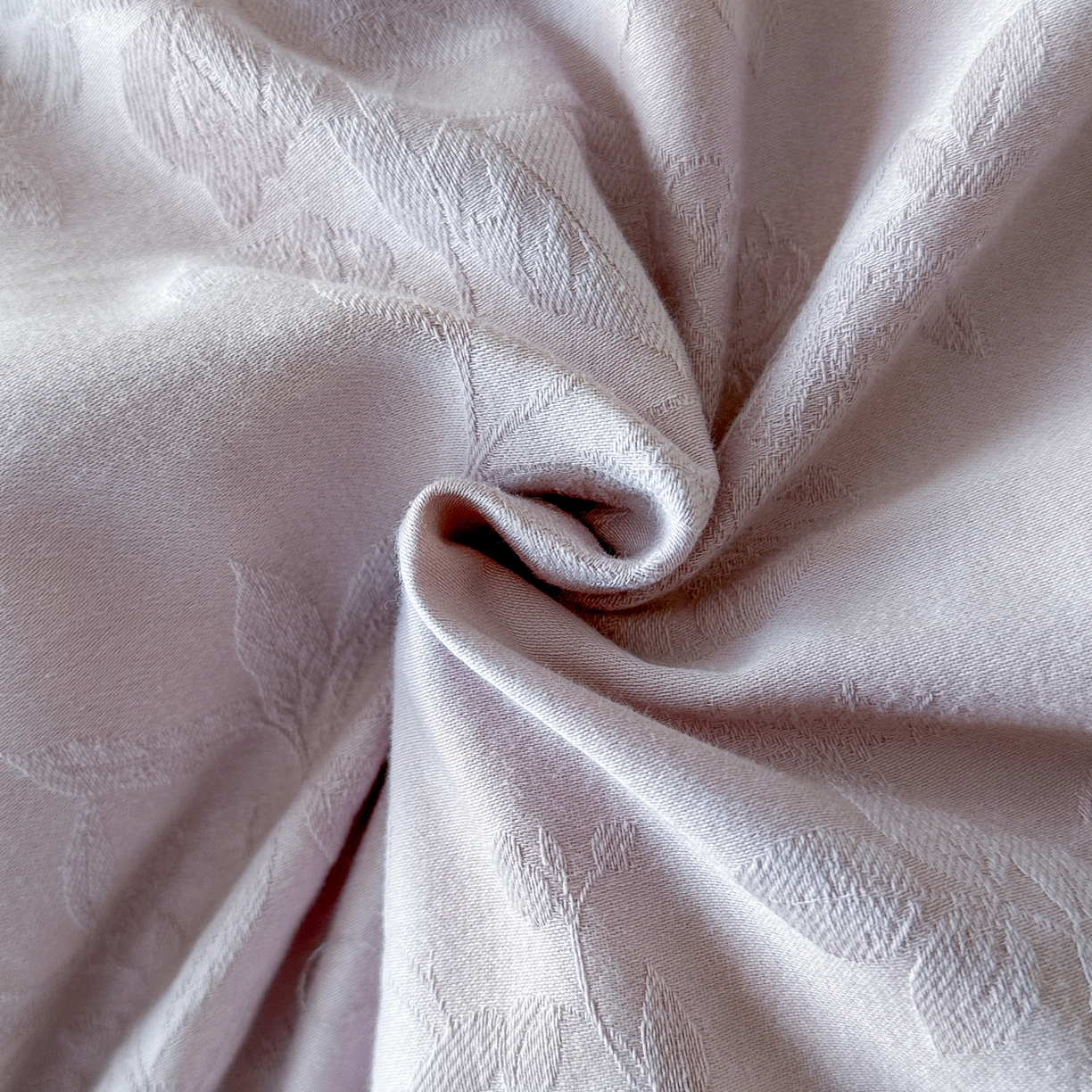 91家纺网 家纺一手货源 找家纺 优悦生活馆 2026新款60s全棉提花四件套 花香韵美-淡雅紫