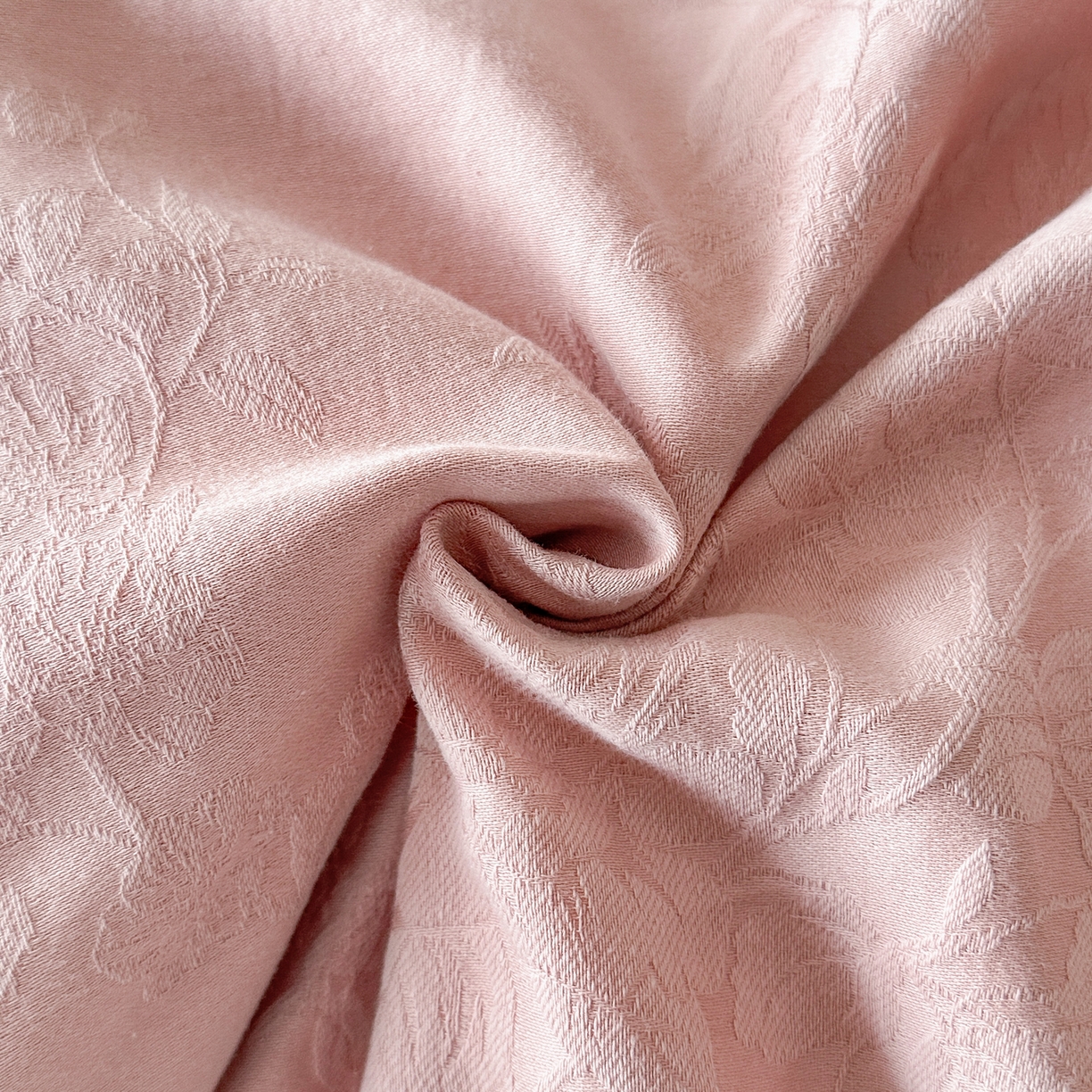 91家纺网 家纺一手货源 找家纺 优悦生活馆 2026新款60s全棉提花四件套 花香韵美-浓粉