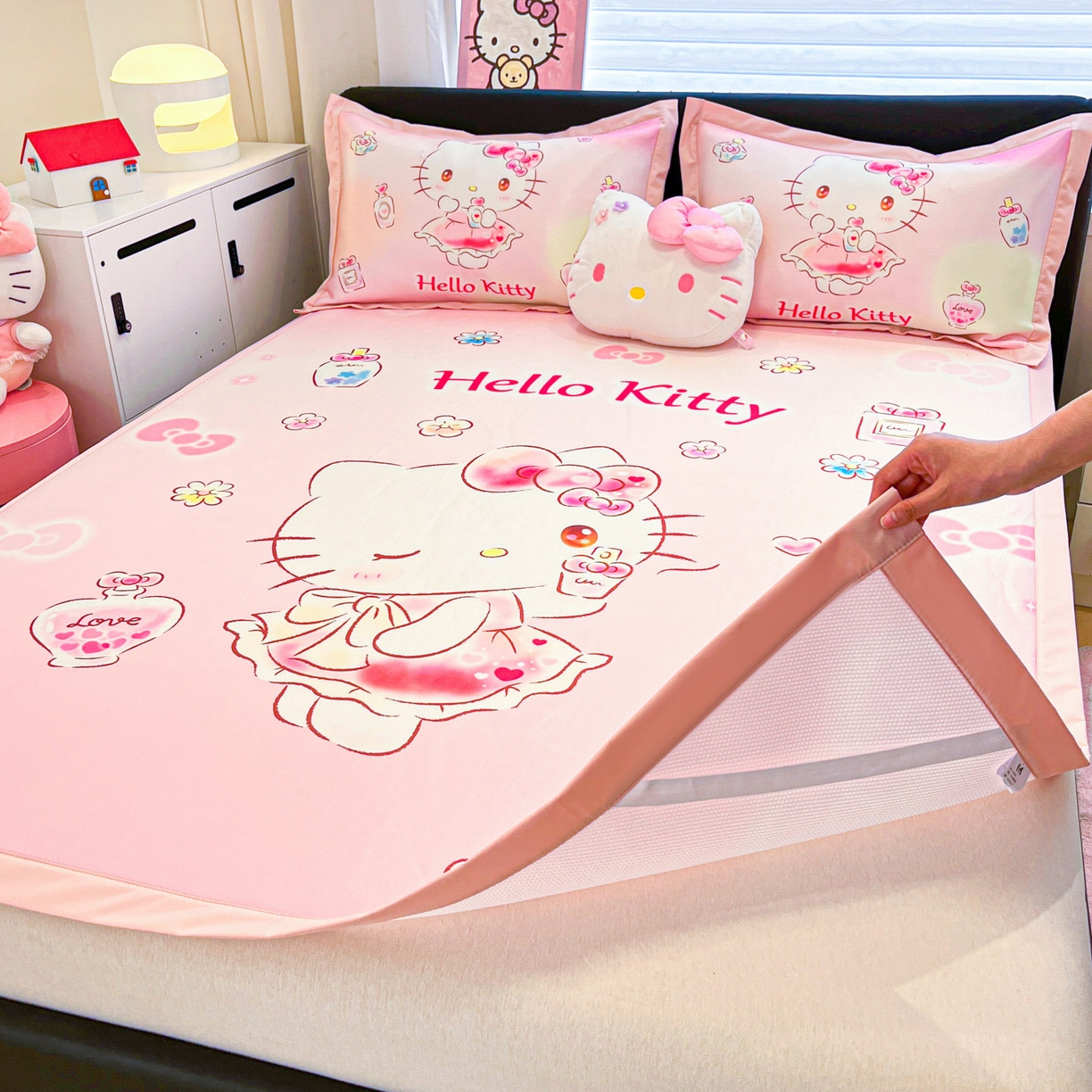 91家纺网 家纺一手货源 找家纺 暮思家居 2026新款正版授权A类大版数码印花三丽鸥枕套单品枕套枕套单件 香水KT