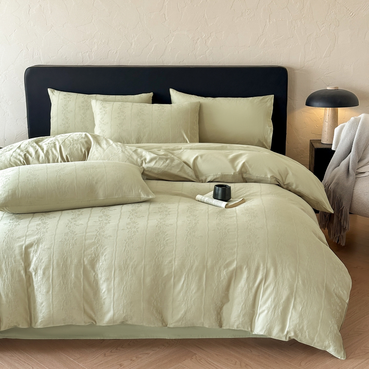 91家纺网 家纺一手货源 找家纺 优悦生活馆 2026新款60s全棉提花四件套 浪漫情缘-奶绿