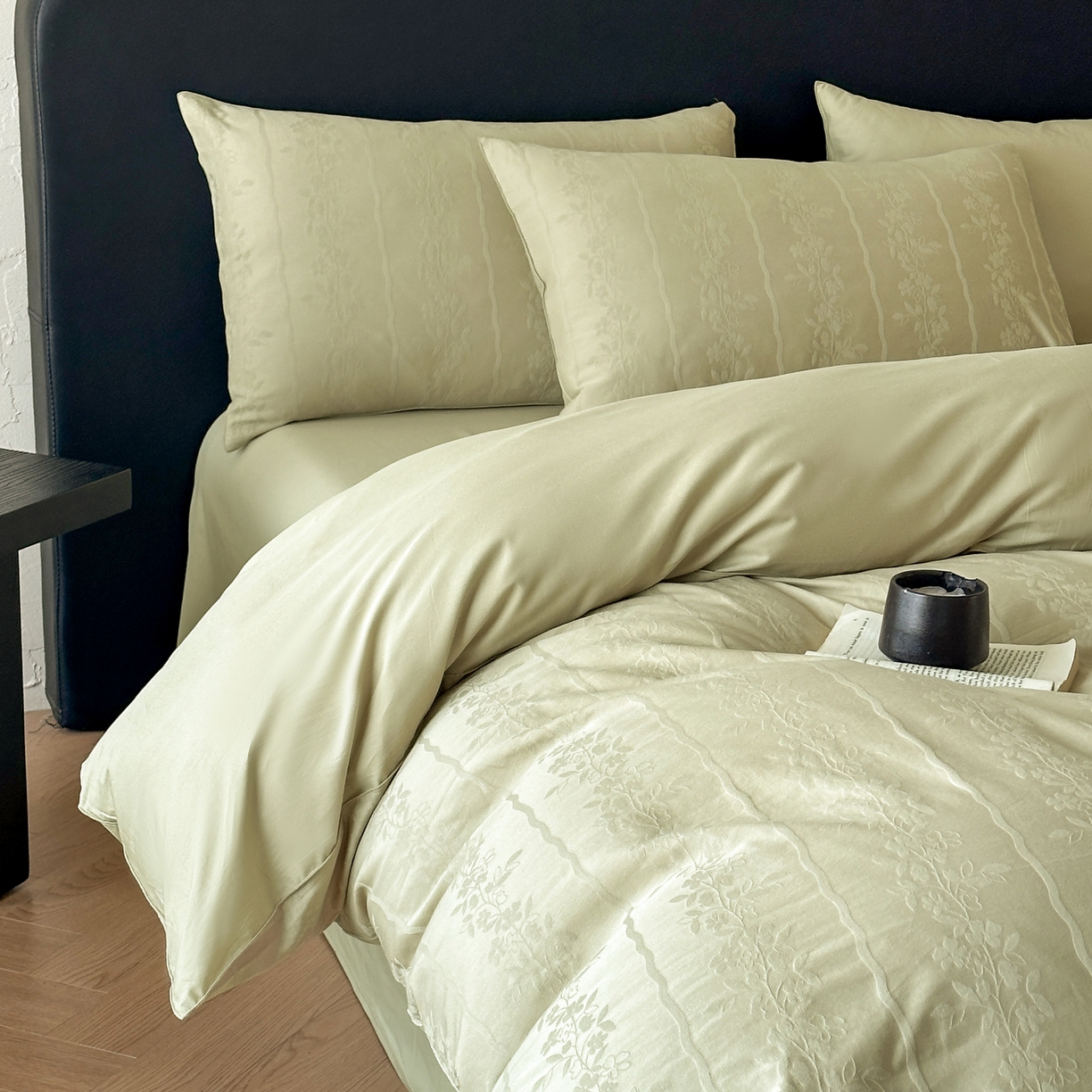 91家纺网 家纺一手货源 找家纺 优悦生活馆 2026新款60s全棉提花四件套 浪漫情缘-奶绿