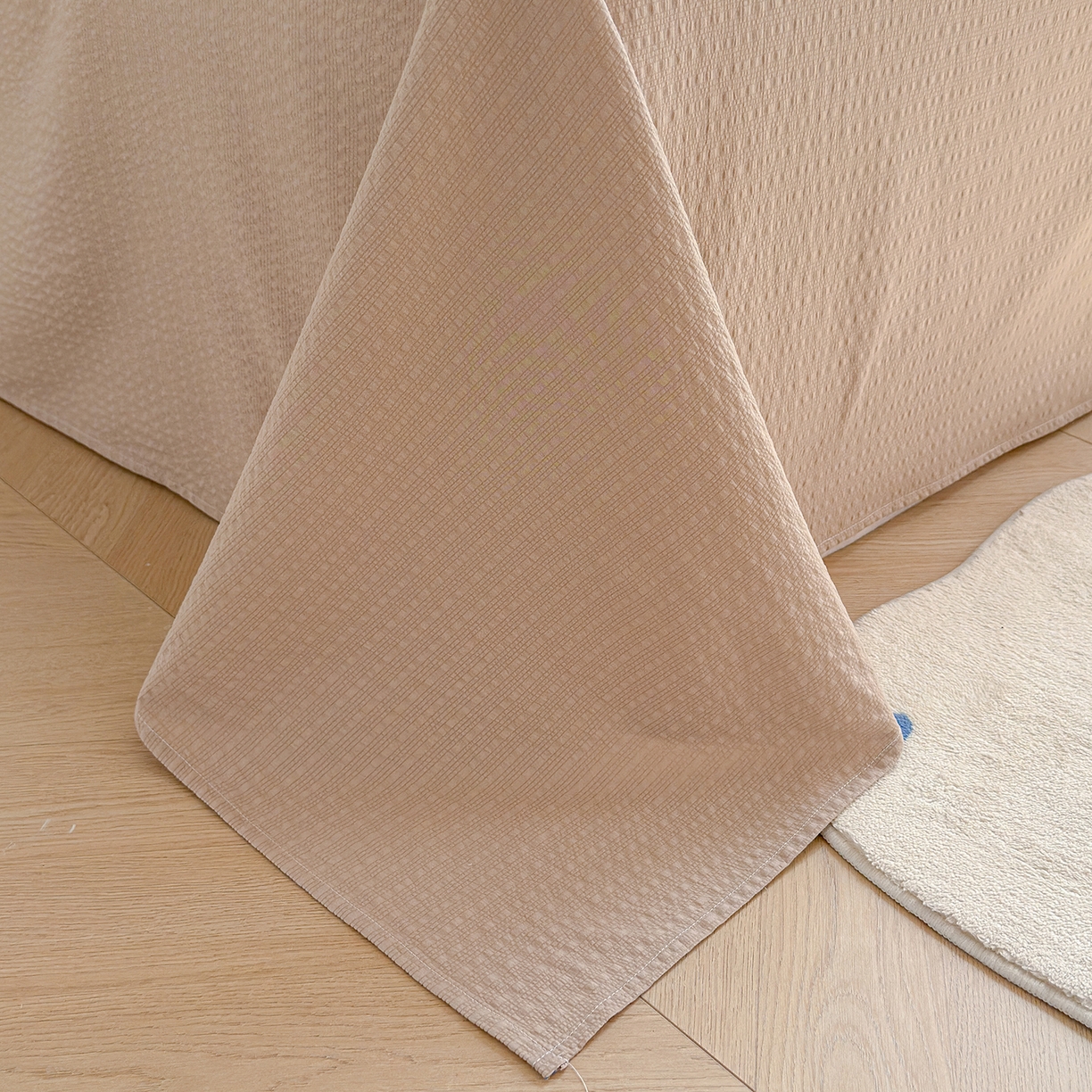 91家纺网 家纺一手货源 找家纺 弗苓家纺 2026新款高克重泡芙棉花边款夏被夏凉被空调被四件套小红书推荐-风格一 秋末南瓜星